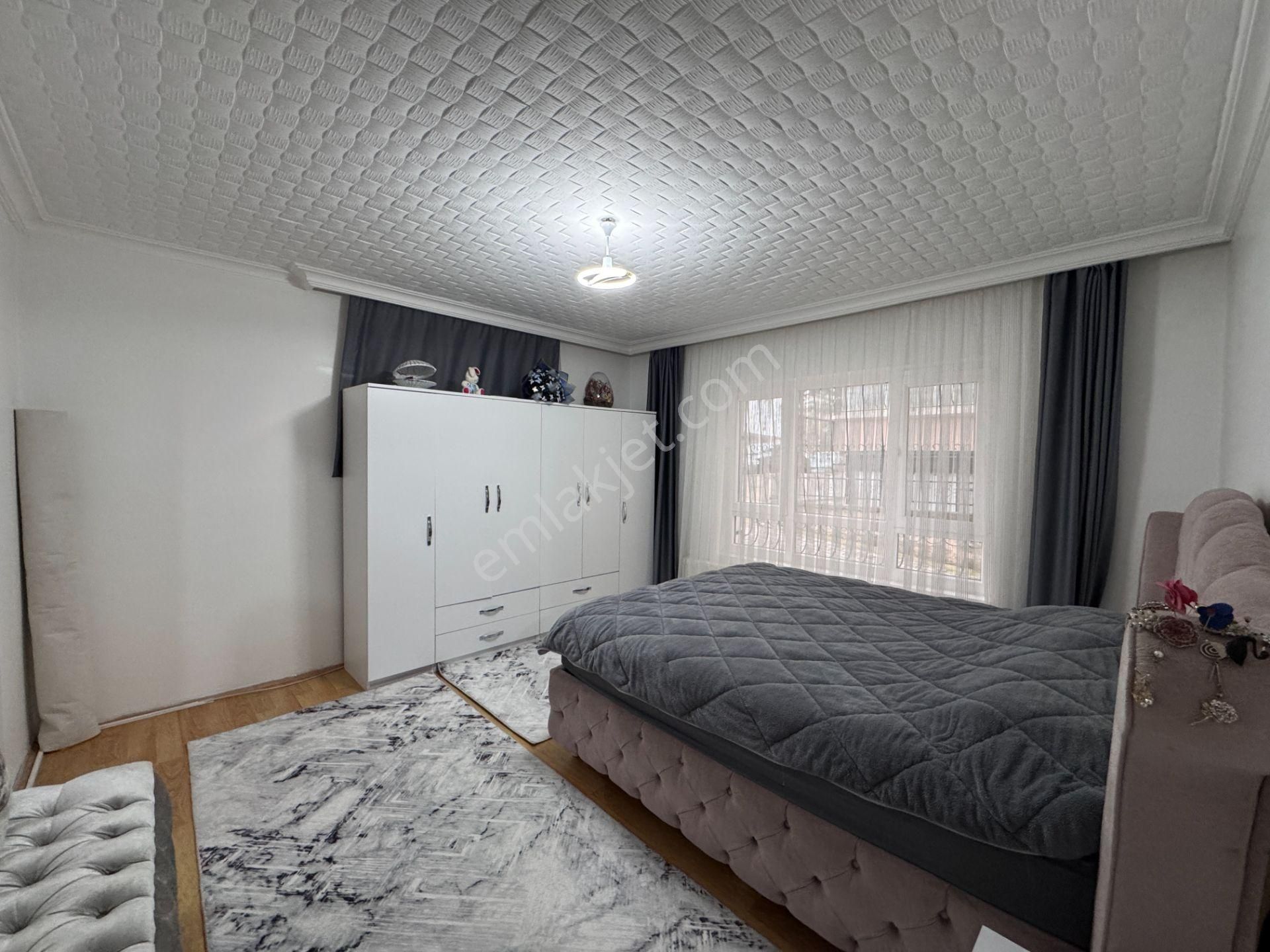 Kalecik Emlak'tan Okullar Bölgesinde Güney C. 3+1 Full Yapılı Daire - Görsel 12