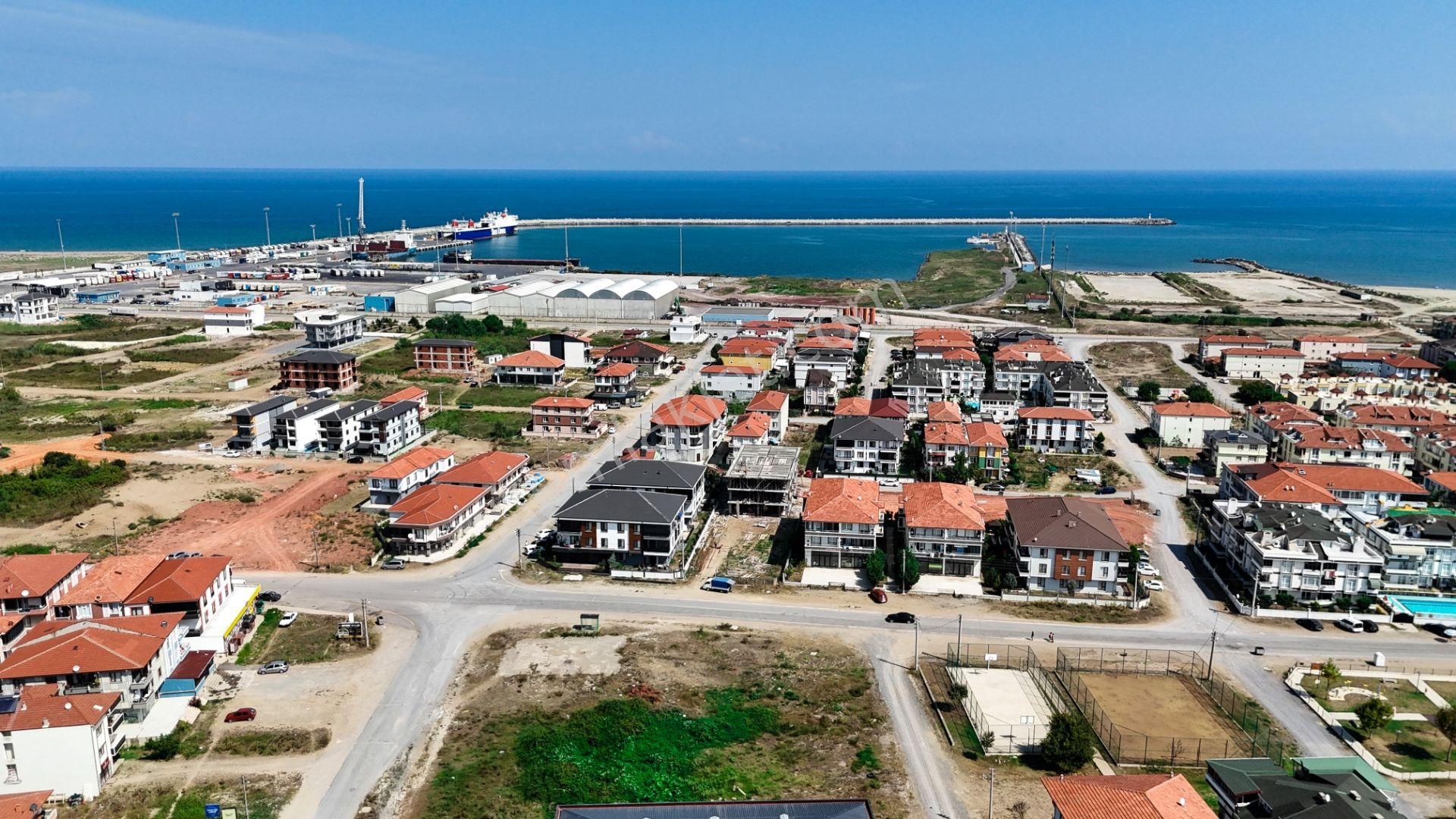 Sakarya Karasu Da Havuzlu Sıfır 2+1 Daire Üst Kat - Görsel 8