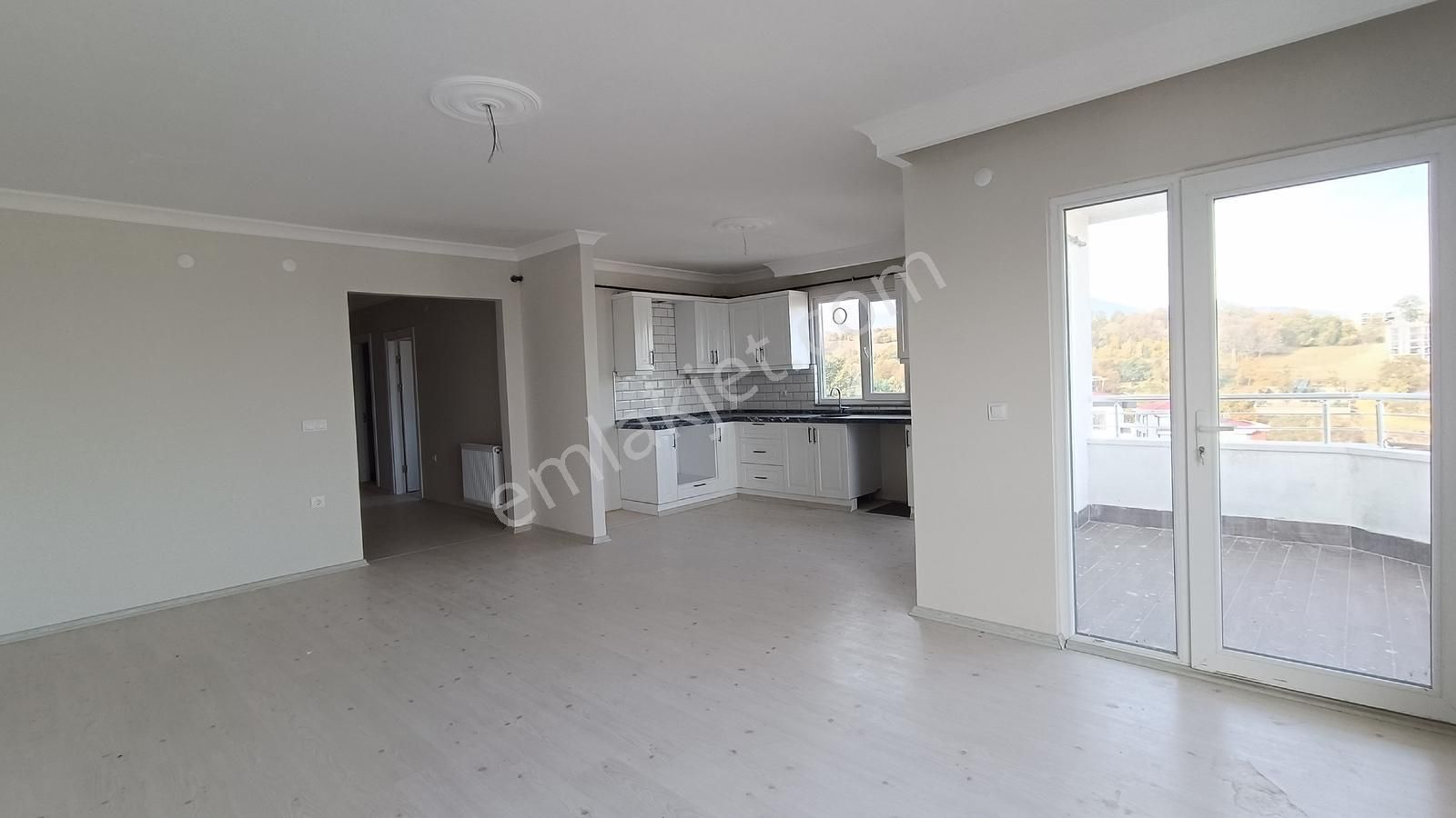 Güzel Manzara İyi Fiyat Satılık 3+1 - Görsel 9