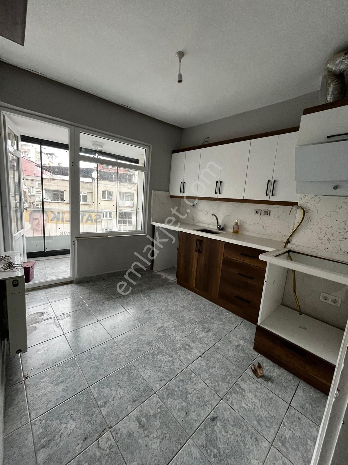 İlkadım Hürriyet Mahallesinde Satılık 2+1 Daire - Görsel 11