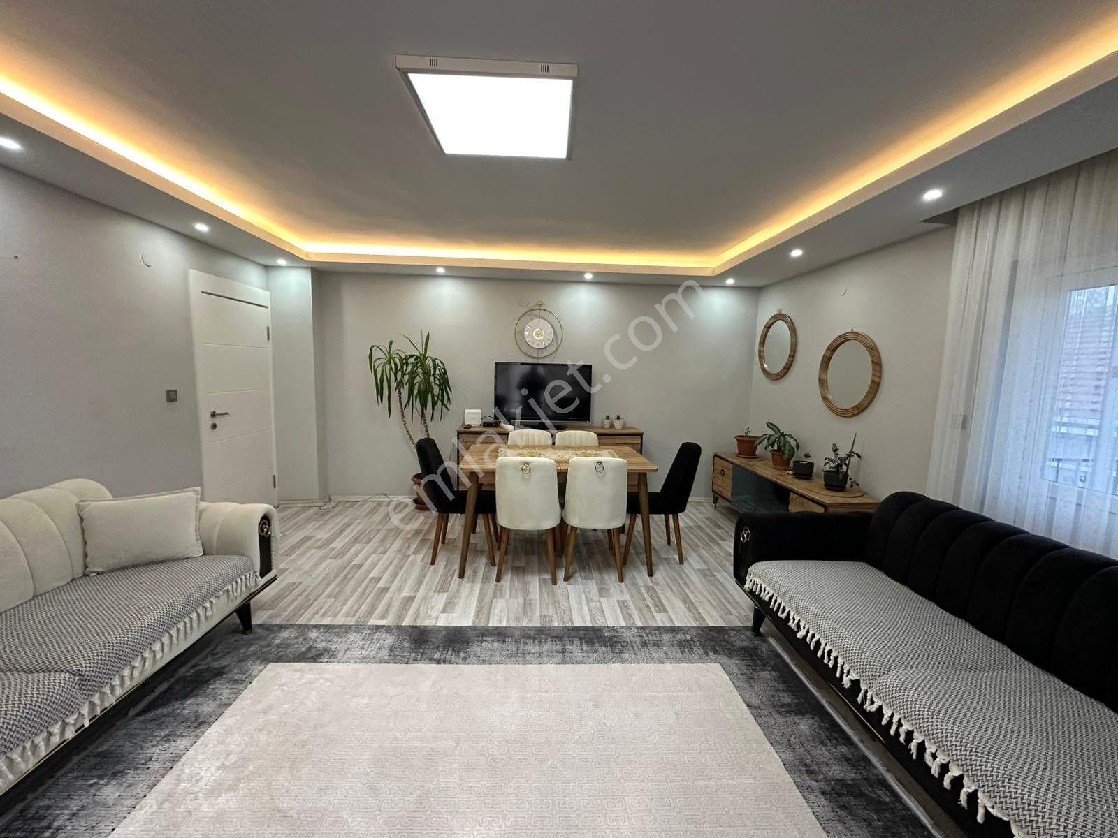 Ufuk Kılıç Emlak'tan Duru Tıp Merkezi Yanı 3+1 Ful Yapılı Daire - Görsel 9