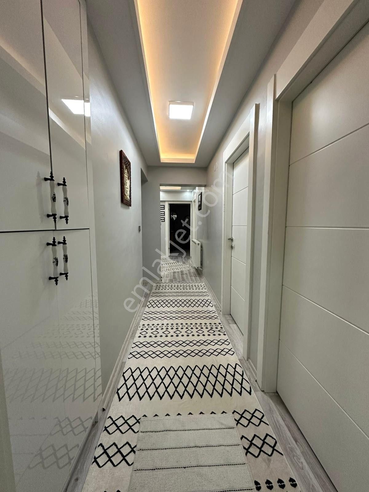 Ufuk Kılıç Emlak'tan Duru Tıp Merkezi Yanı 3+1 Ful Yapılı Daire - Görsel 27