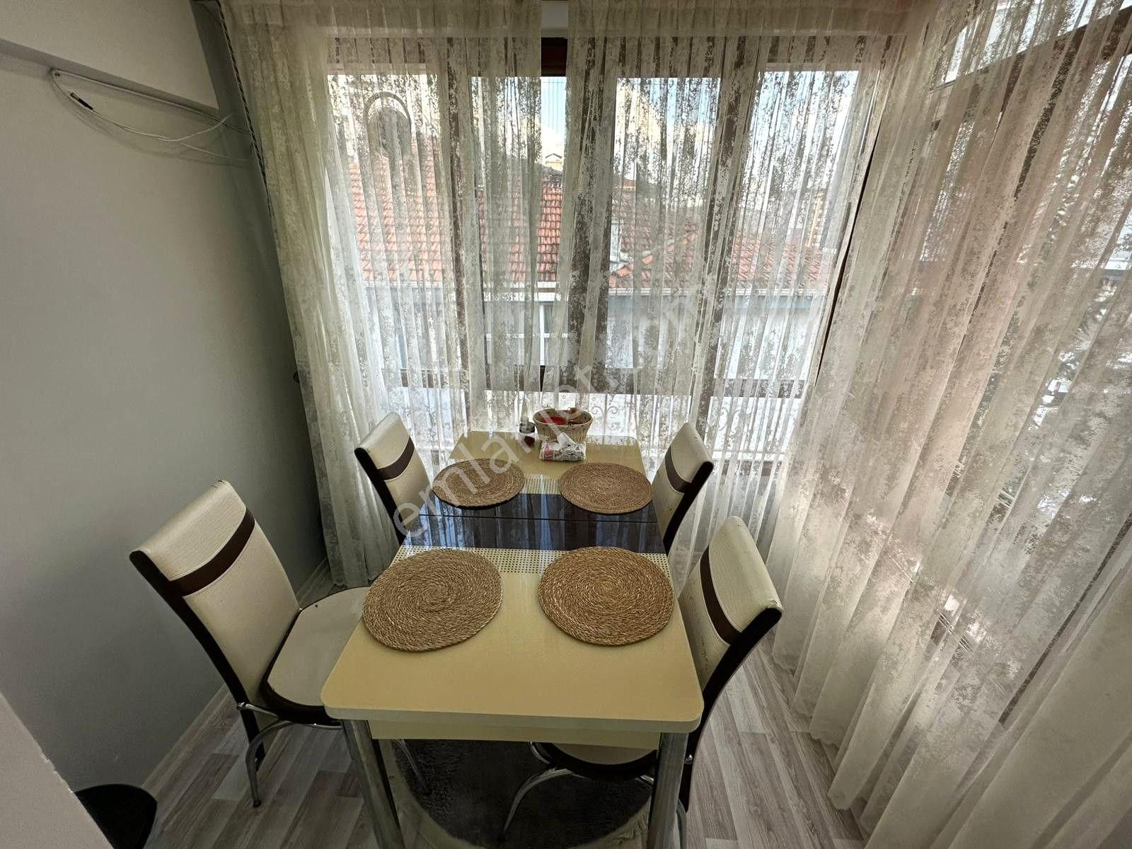 Ufuk Kılıç Emlak'tan Duru Tıp Merkezi Yanı 3+1 Ful Yapılı Daire - Görsel 7