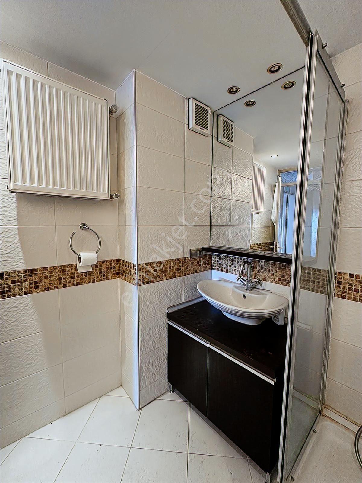 İlkadım İstiklal Caddesi Satılık 5+1 Daire - Görsel 4