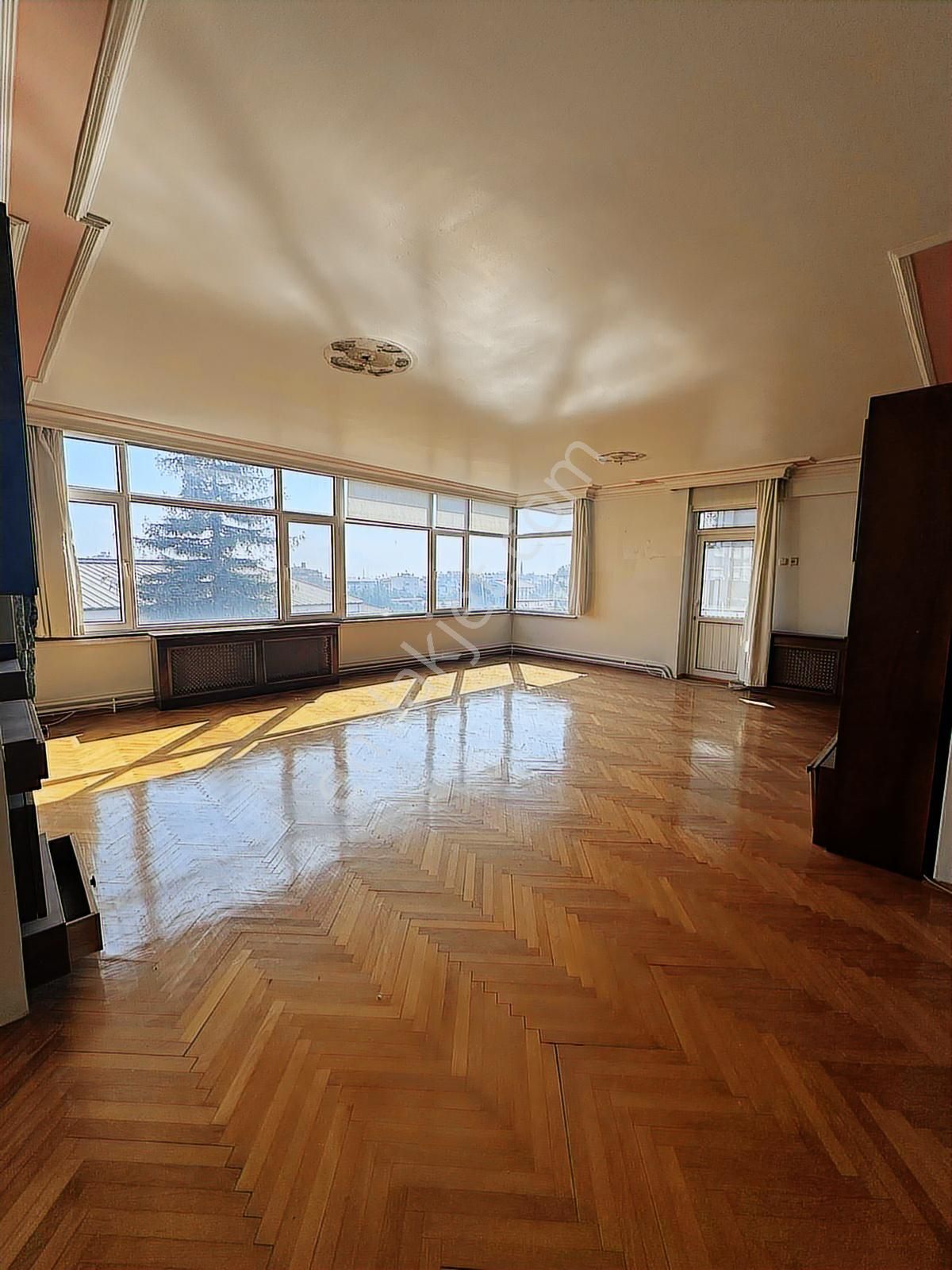 İlkadım İstiklal Caddesi Satılık 5+1 Daire - Görsel 14