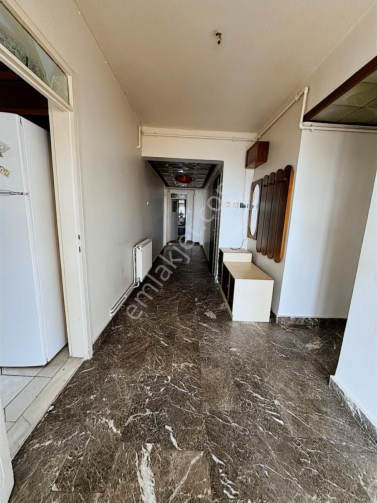 İlkadım İstiklal Caddesi Satılık 5+1 Daire - Görsel 6