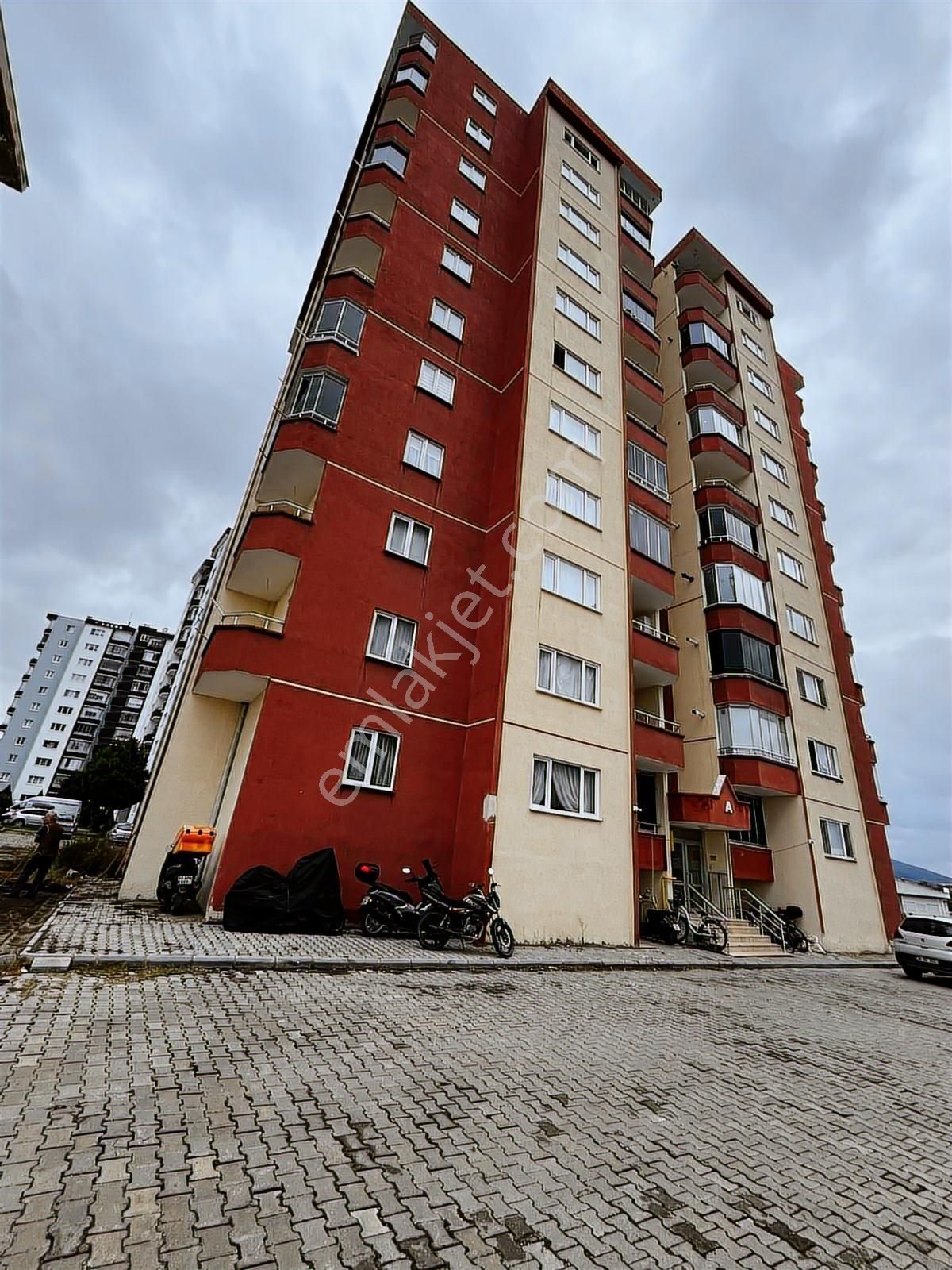 Eras Sitesinde Sıfır Daire