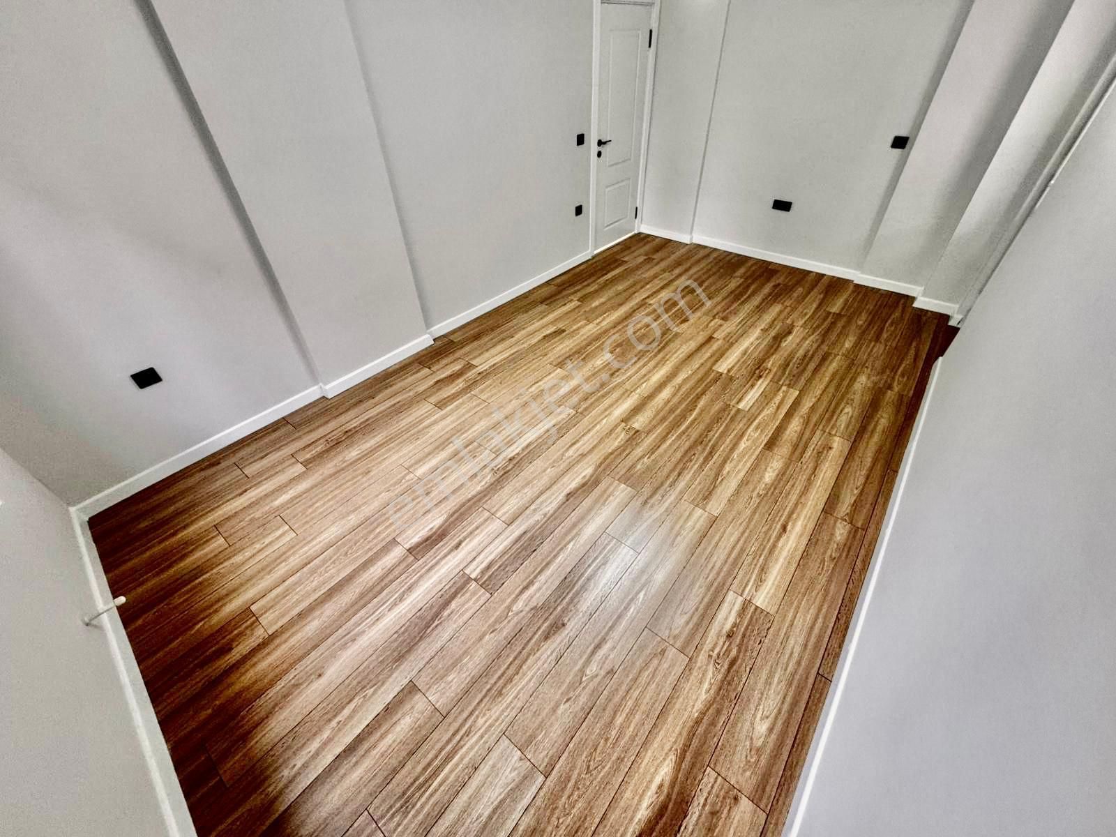 ▓karabuluttan▓akçay'da Nefes Kesen Tasarımlı & Ayrı Mutfak Geniş 3+1 Satılık Daire - Görsel 31