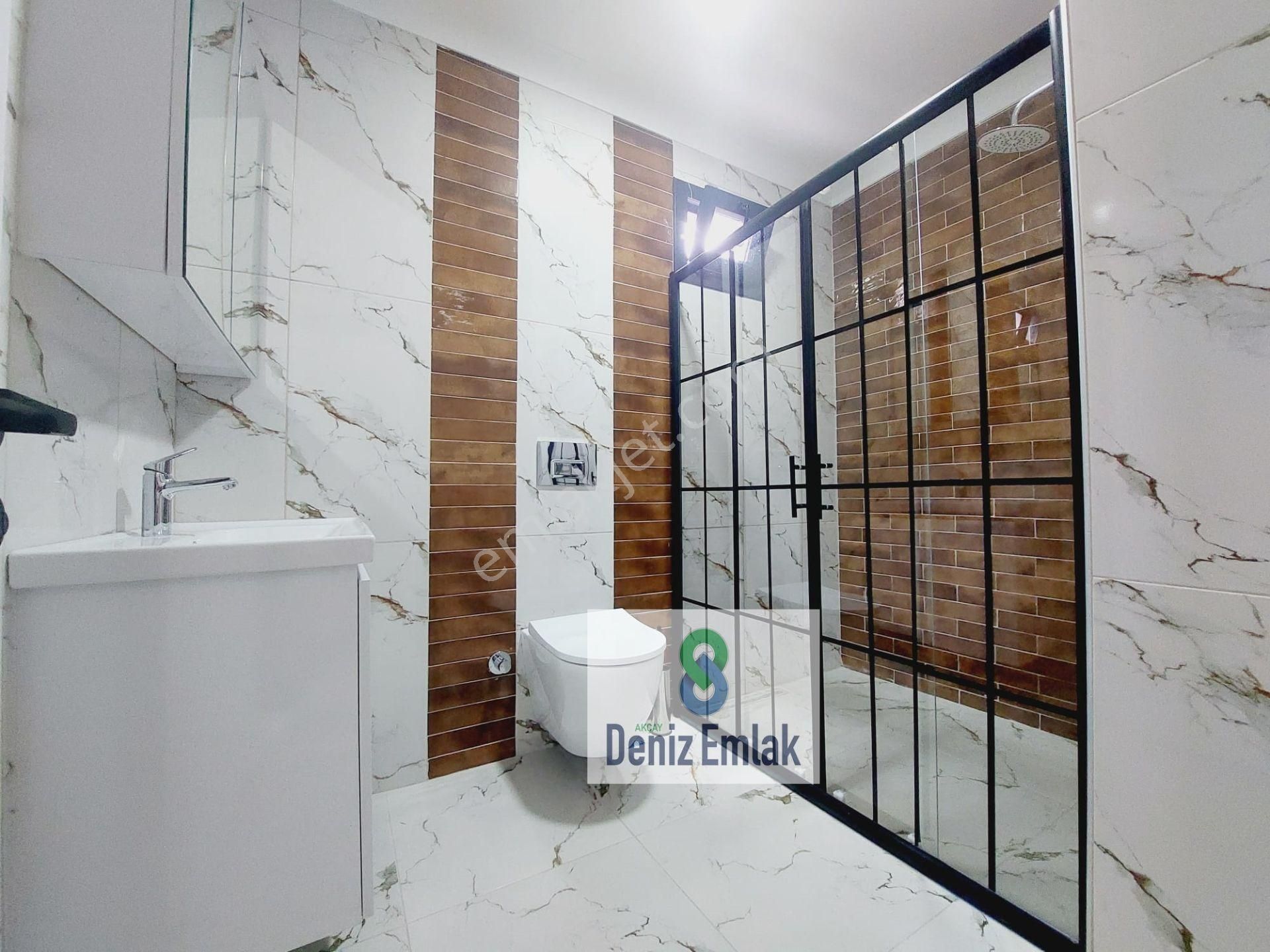 Denizden Akçayda Öncephe Kendine Ait Bahçe Kullanımlı Satılık 1+1 Lüks Daire. - Görsel 23