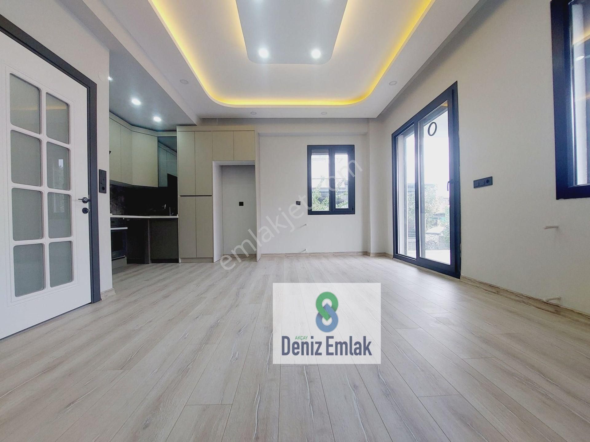 Denizden Akçayda Öncephe Kendine Ait Bahçe Kullanımlı Satılık 1+1 Lüks Daire. - Görsel 8