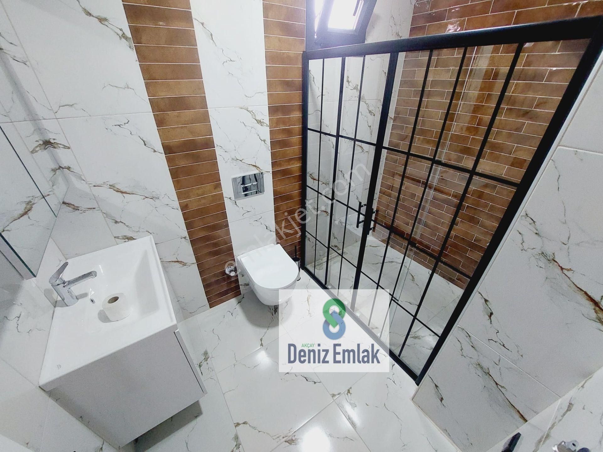 Denizden Akçayda Öncephe Kendine Ait Bahçe Kullanımlı Satılık 1+1 Lüks Daire. - Görsel 6