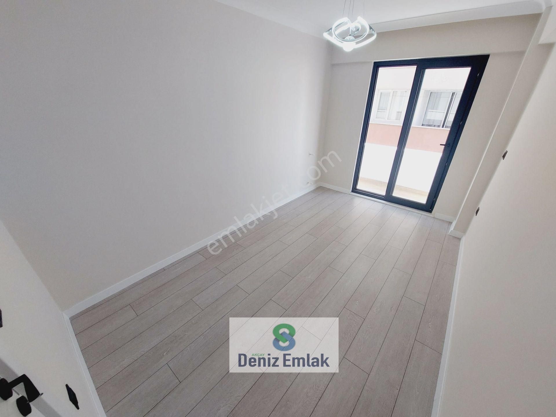 Denizden Akçayda Ebeveynli Arakat Geniş Satılık 3+1 Daire. - Görsel 30