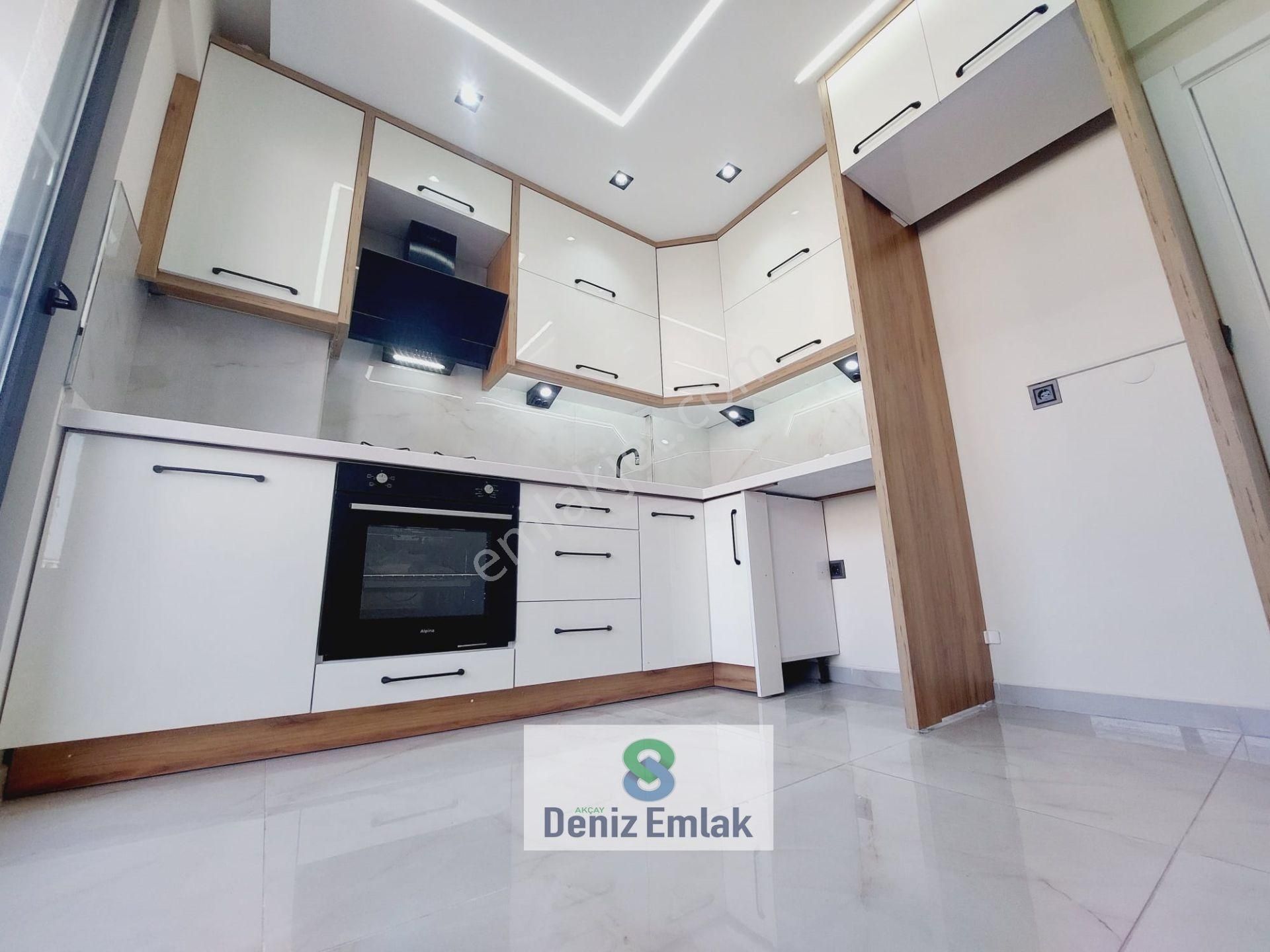 Denizden Akçayda Ebeveynli Arakat Geniş Satılık 3+1 Daire. - Görsel 14