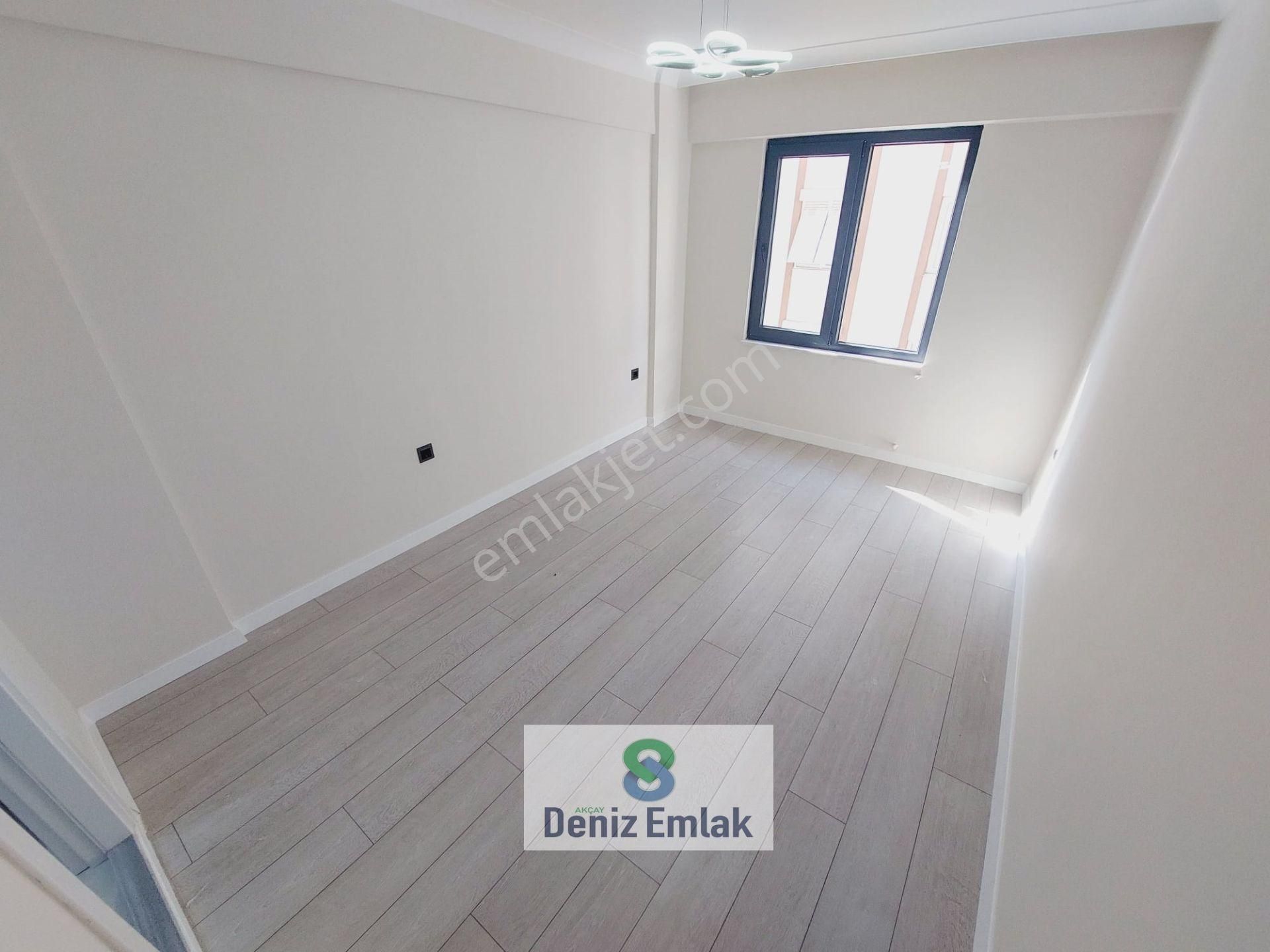 Denizden Akçayda Ebeveynli Arakat Geniş Satılık 3+1 Daire. - Görsel 16