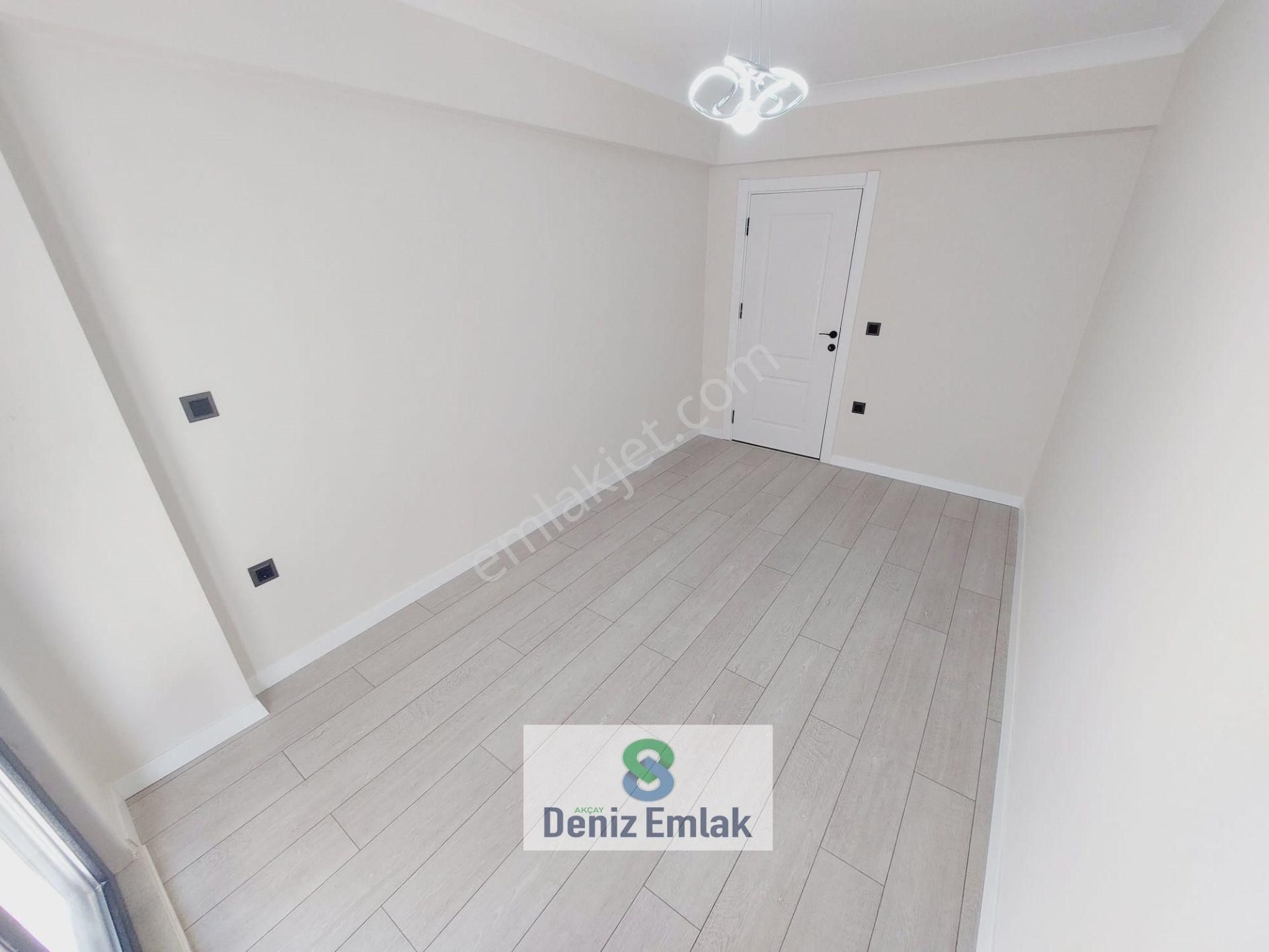 Denizden Akçayda Ebeveynli Arakat Geniş Satılık 3+1 Daire. - Görsel 18