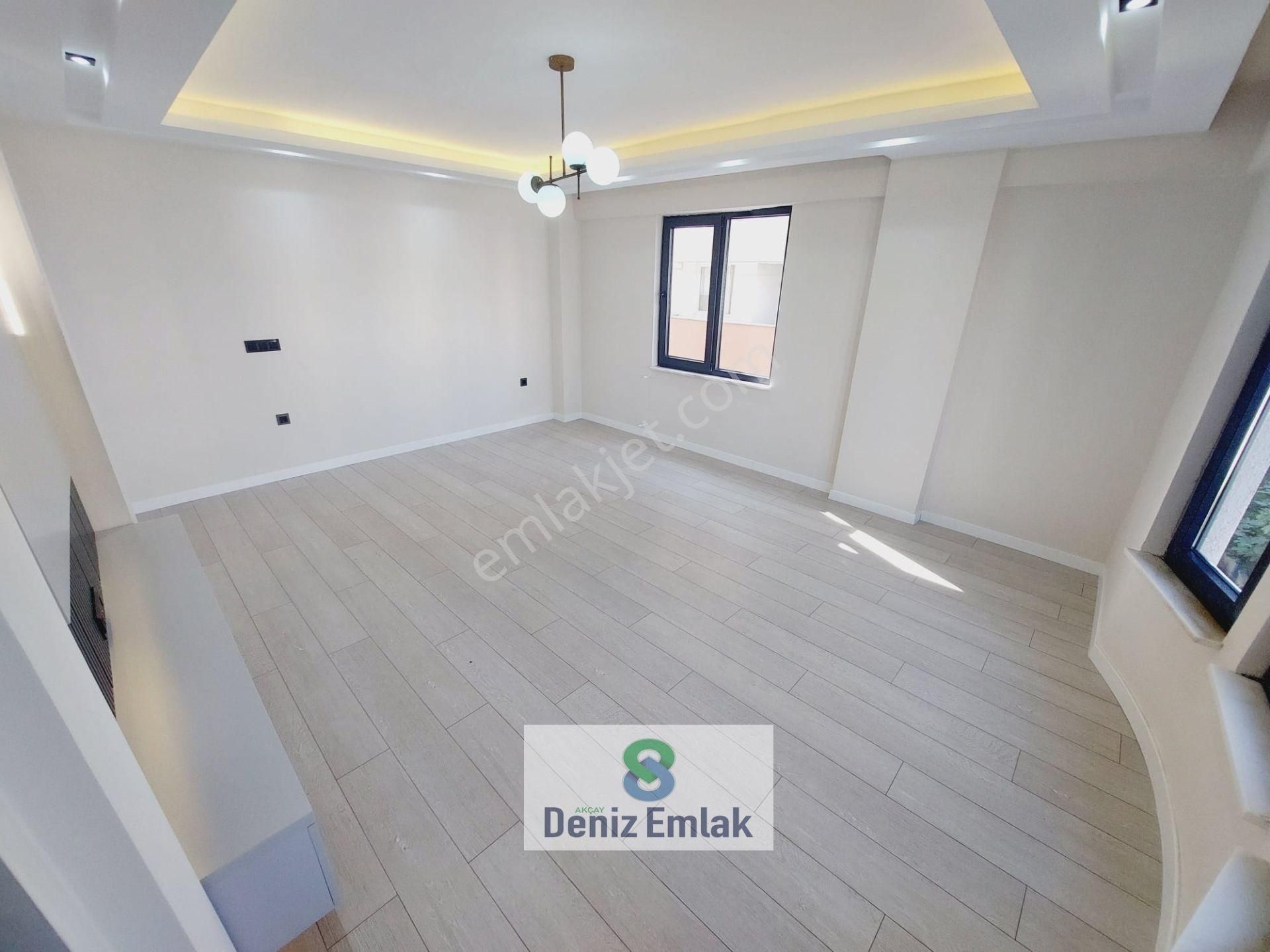 Denizden Akçayda Ebeveynli Arakat Geniş Satılık 3+1 Daire. - Görsel 27