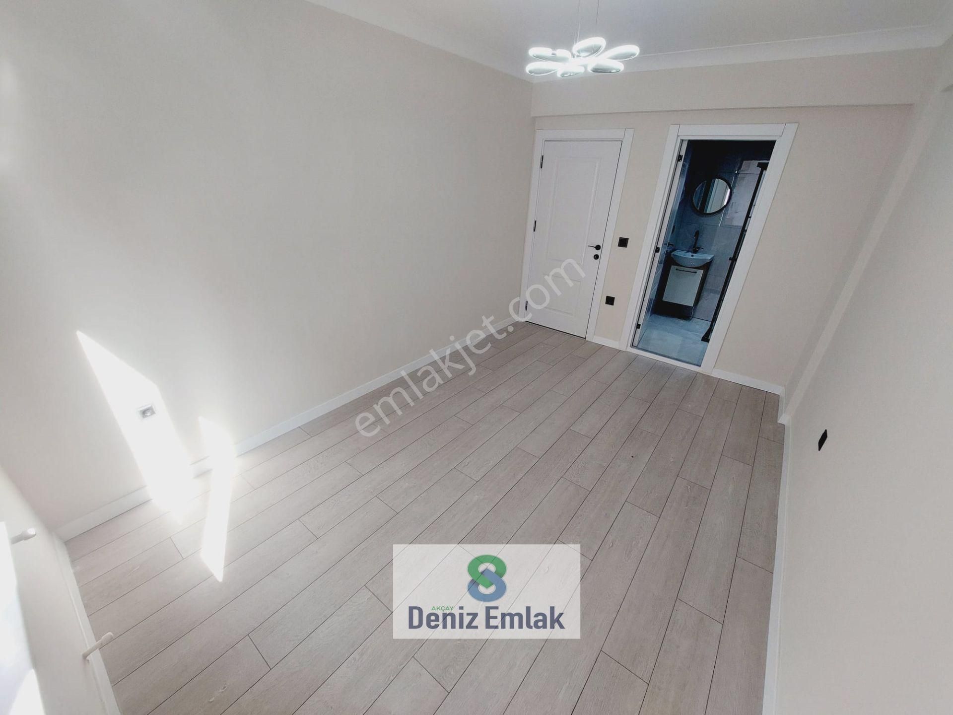 Denizden Akçayda Ebeveynli Arakat Geniş Satılık 3+1 Daire. - Görsel 17