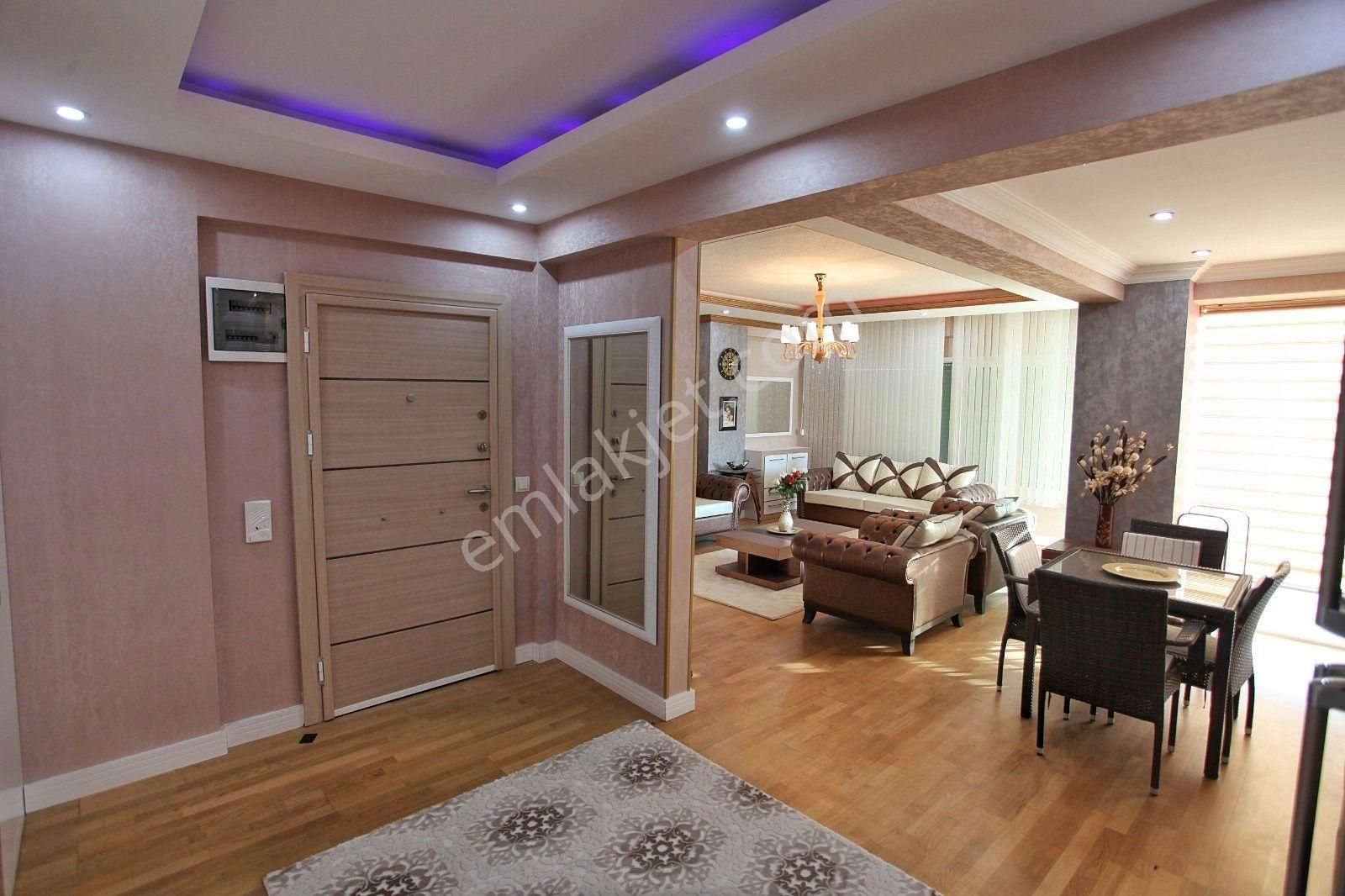 Önder Sağlam Lara Güzeloba Mobilyalı Kiralık 3+1 Deniz Man.daire - Görsel 4