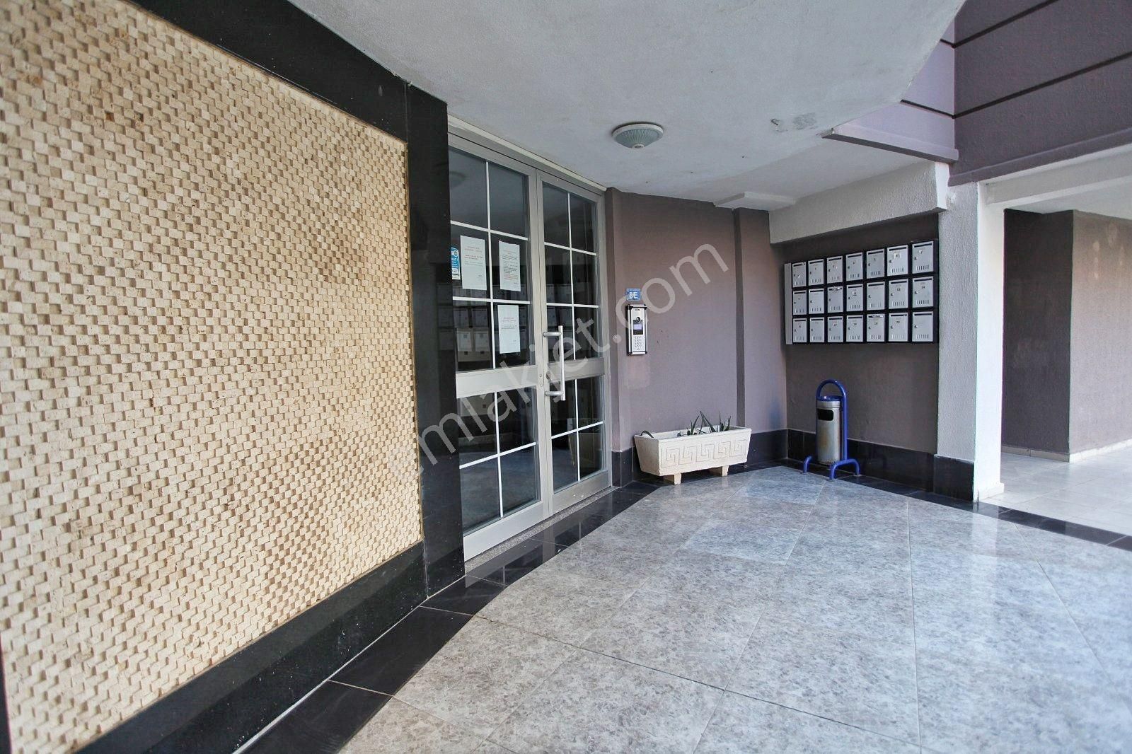 Önder Sağlam Lara Güzeloba Mobilyalı Kiralık 3+1 Deniz Man.daire - Görsel 2