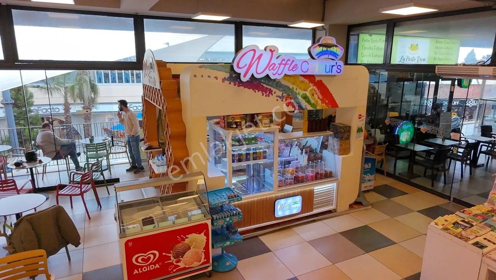 Fiyat Düştü.nova Avm'de Devren Kiralık Cafe