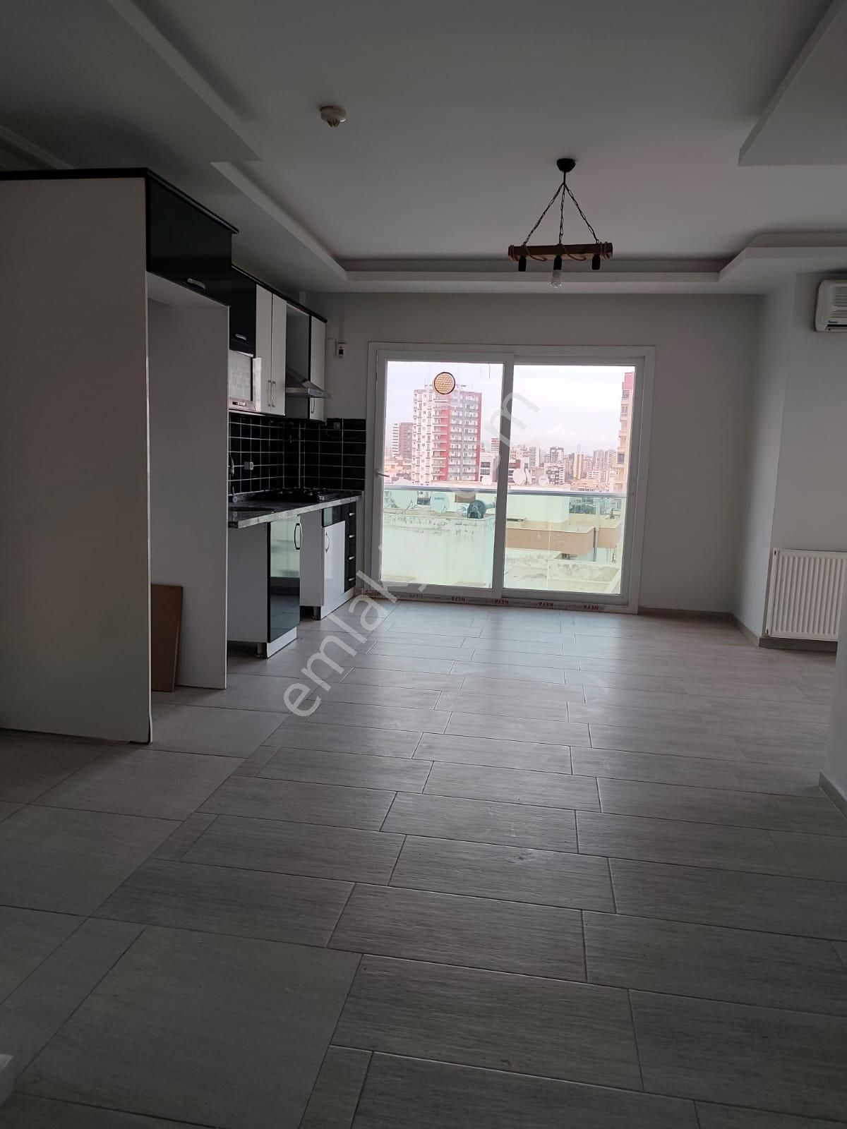 Çiftlillöy Mah'de Geniş Otumlu Merkezi Konumda Kiralık 2+1 Daire - Görsel 3