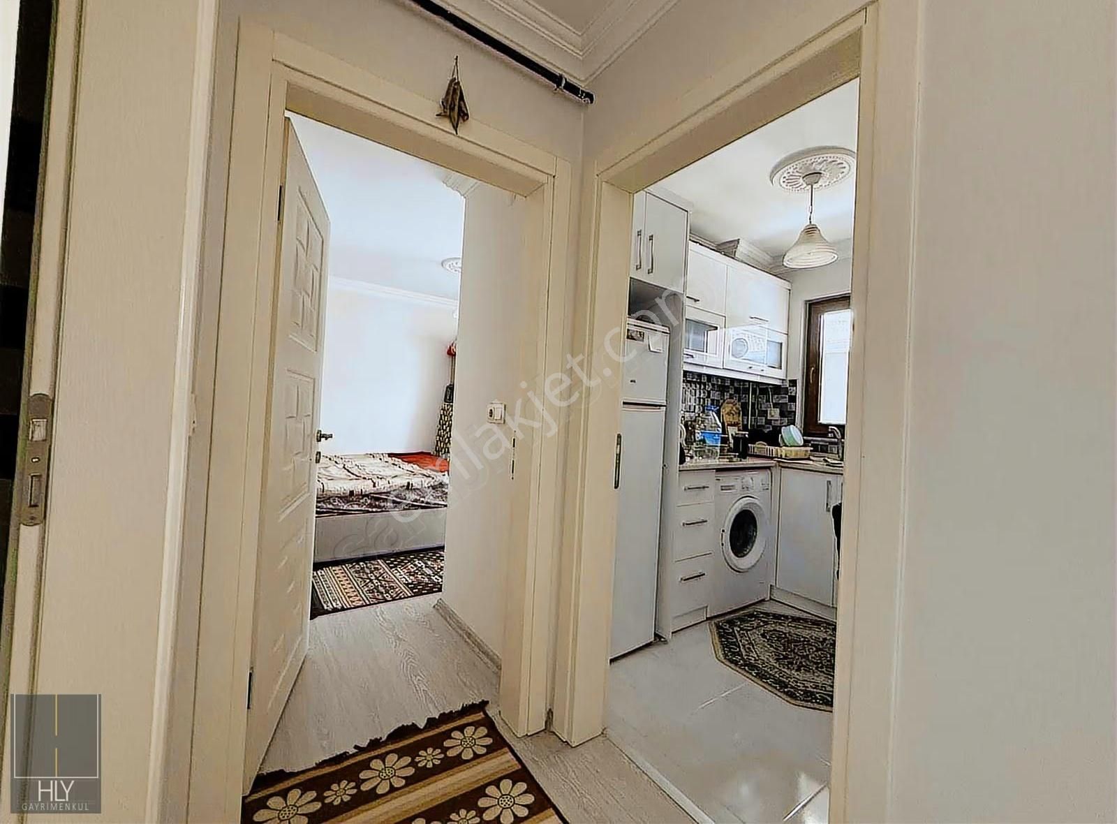 Hly Gayrimenkulden Yatırıma Uygun ,eşyalı 2+0 Satılık Daire - Görsel 13