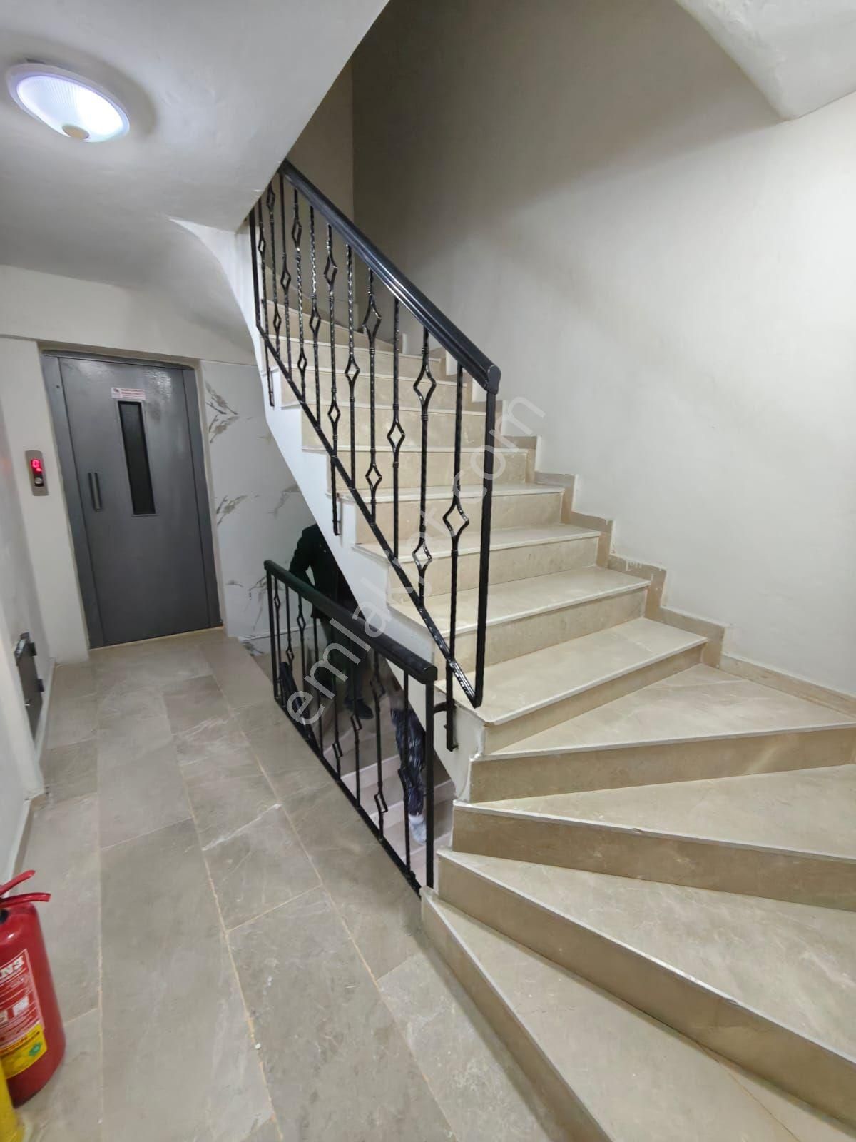 Acil Satılık Çobanlı Tramvayda 4+1 1. Kat - Görsel 21