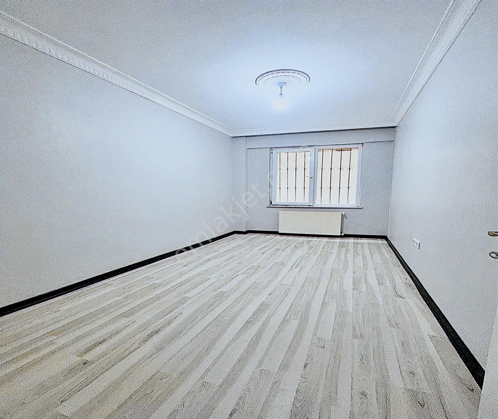 Kıraç Hürriyet Mahallesi 2+1 90m2 Balkonlu Bahçekat 1.940.000tl - Görsel 25