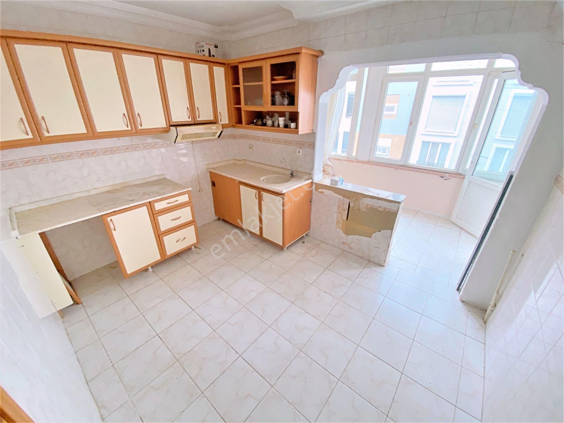 🌀gültaş Emlaktan Akçayda Satılık 2+1 Ayrı Mutfak Ön Cephe Denize 500m Daire - Görsel 2