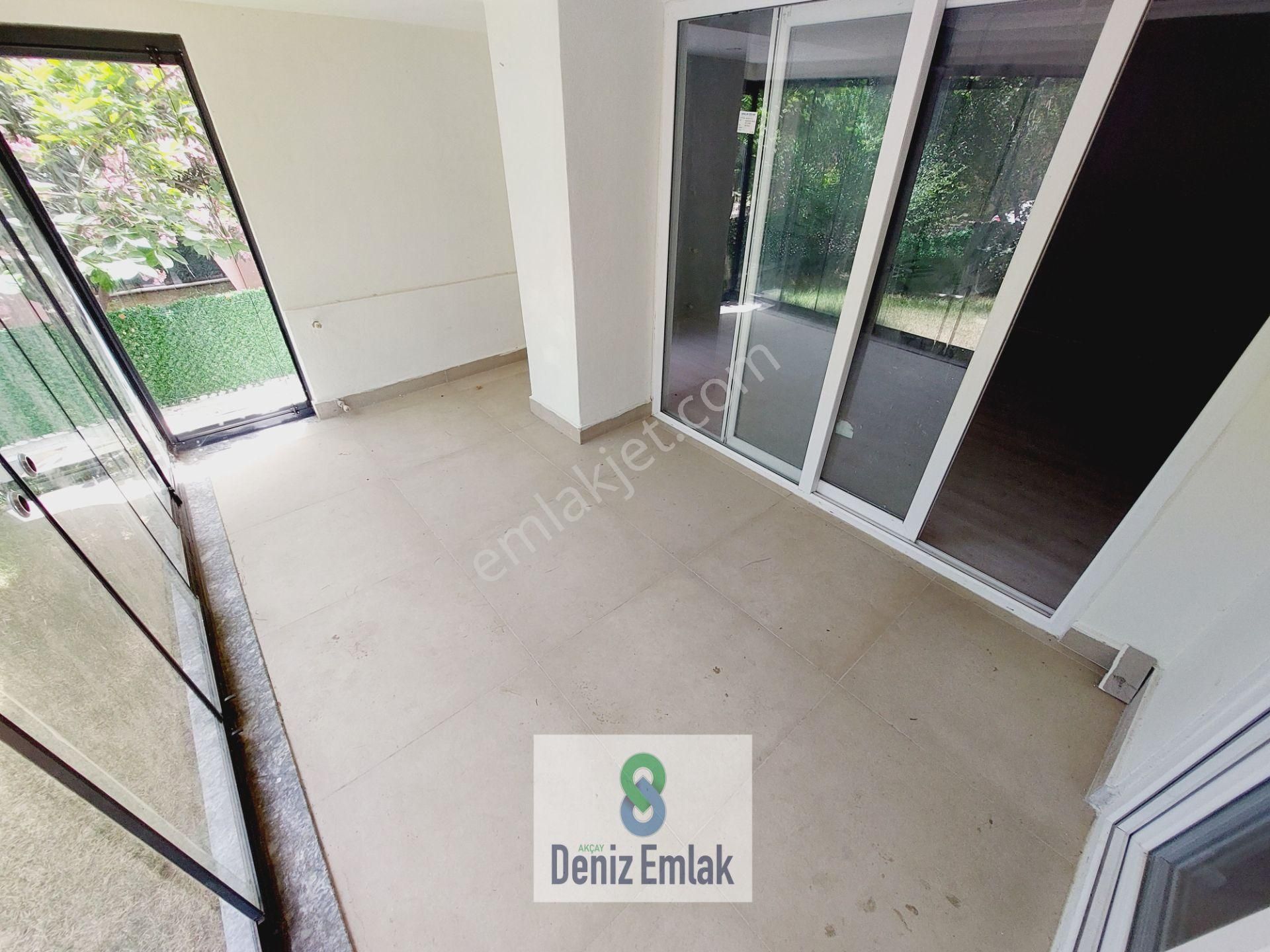 Denizden Öncephe Masrafsız Bahçeli Teraslı Satılık 3+1 Tripleks Villa. - Görsel 17