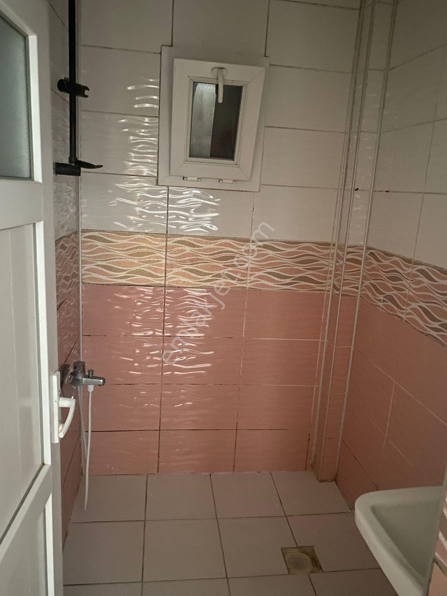 🏡 Çamlıca Mahallesi’nde Geniş Ve Ferah 2+1 Kiralık Daire - Görsel 3