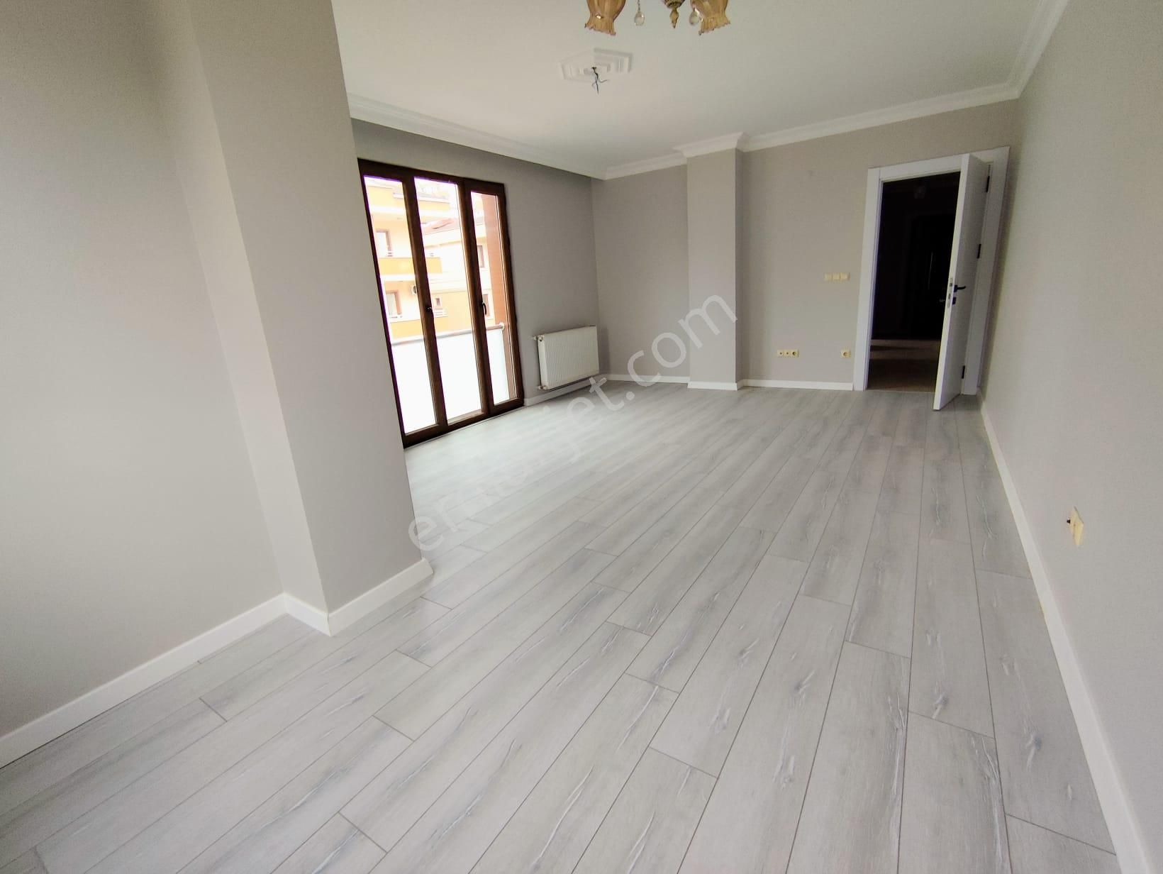 Mertcan Dan Soğanlık Metroya Yürüme Arakat 3+1 Ebeveyn Banyolu - Balkonlu - Görsel 3