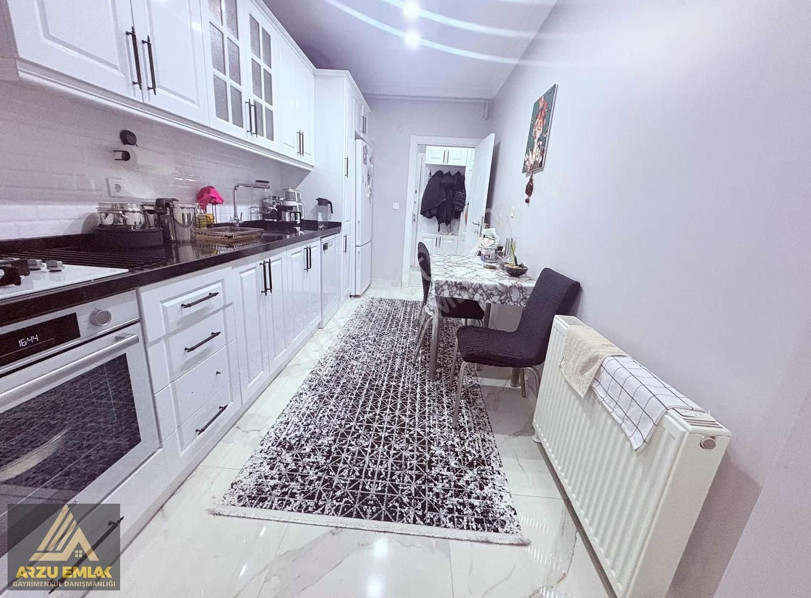 Arzu Emlaktan Yunusemre Mah Tek Daire Üzeri 3+1 Satılık Daire - Görsel 12