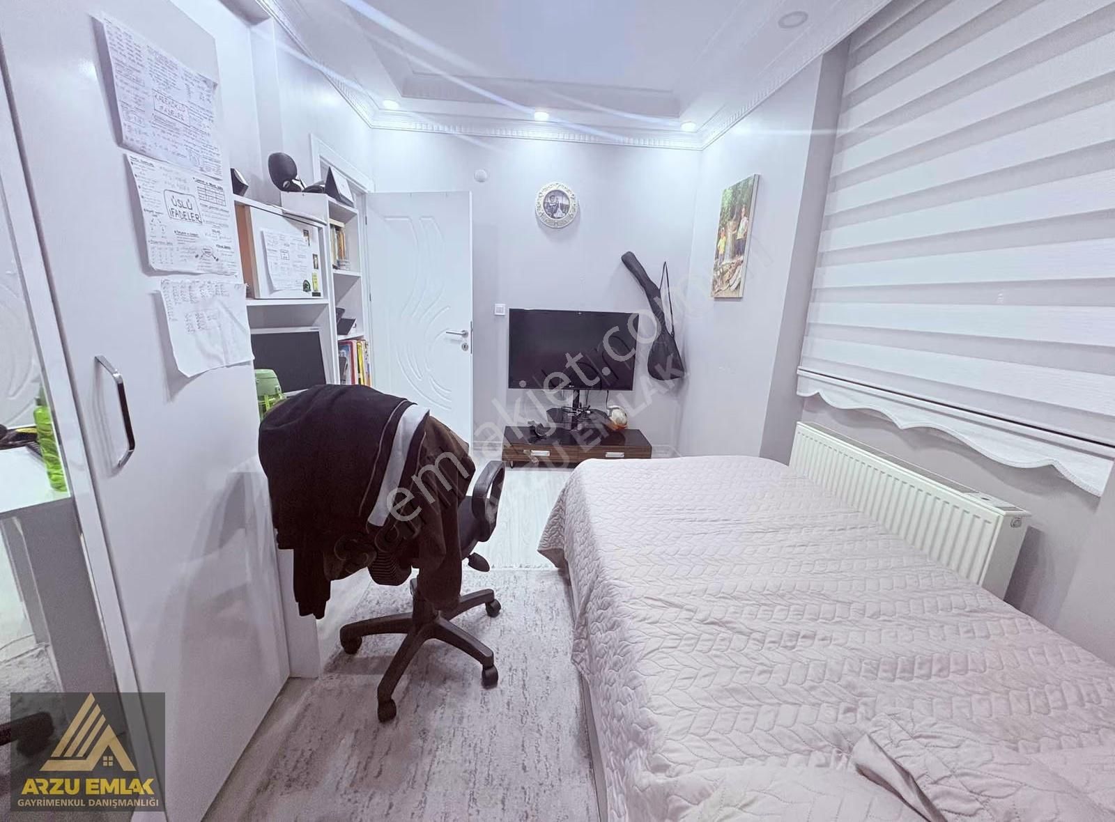 Arzu Emlaktan Yunusemre Mah Tek Daire Üzeri 3+1 Satılık Daire - Görsel 6