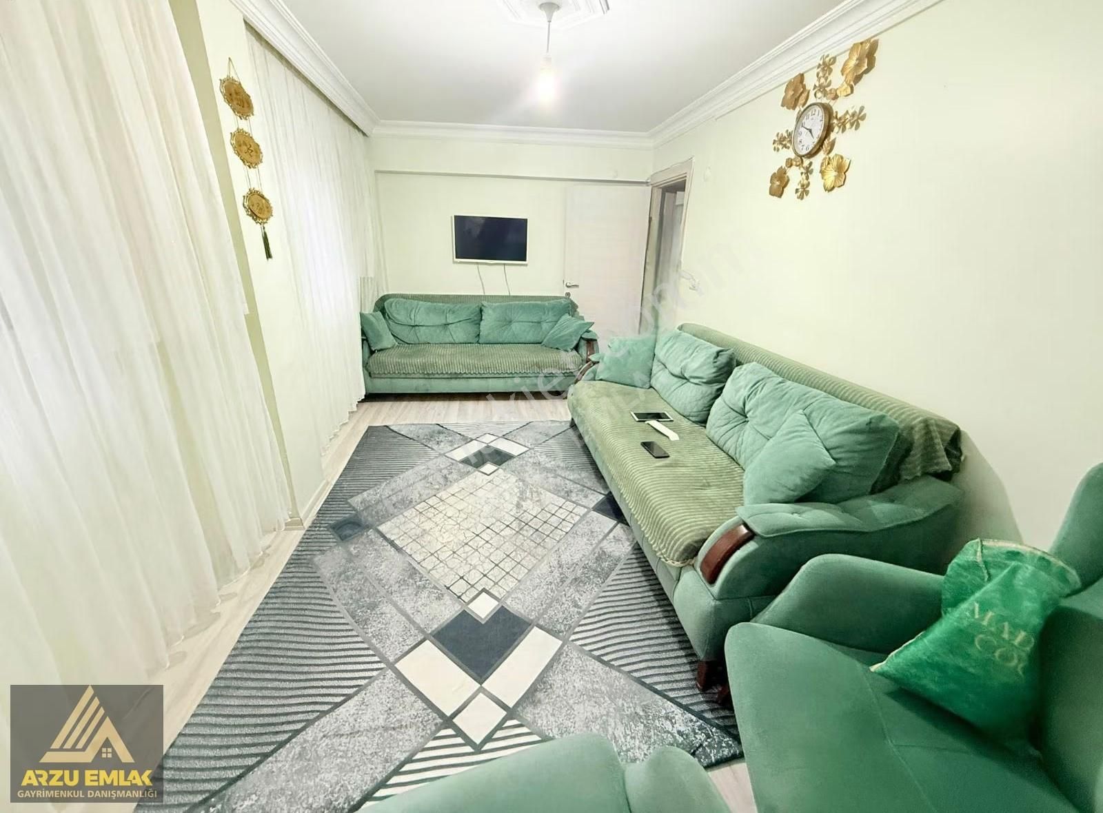 Arzu Emlaktan 75.yıl Mah Satılık 2+1 Masrafsız Düzgiriş Daire