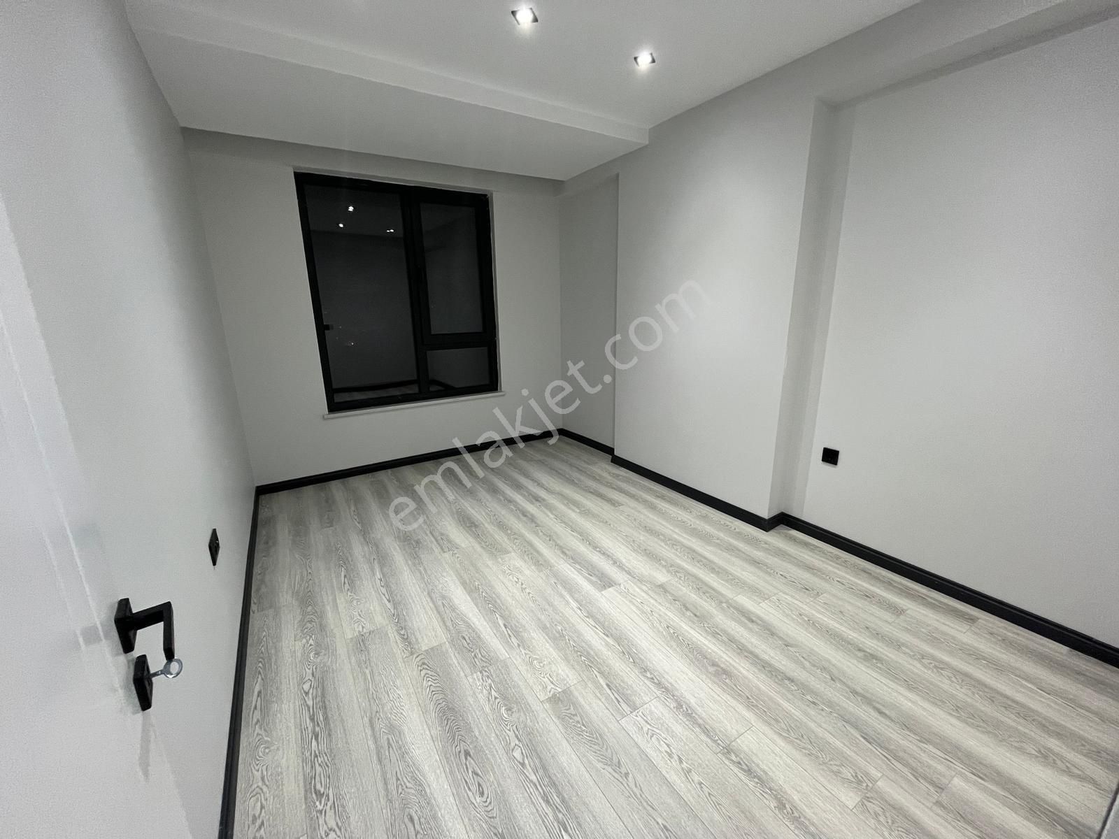 Öztel'den Çamlıca Mahallesinde 6+1 Dubleks Çift Mutfaklı Daire - Görsel 18