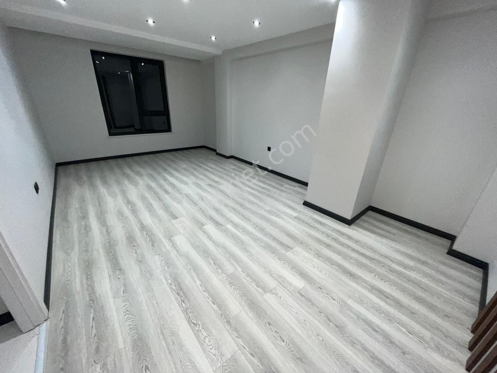 Öztel'den Çamlıca Mahallesinde 6+1 Dubleks Çift Mutfaklı Daire - Görsel 10