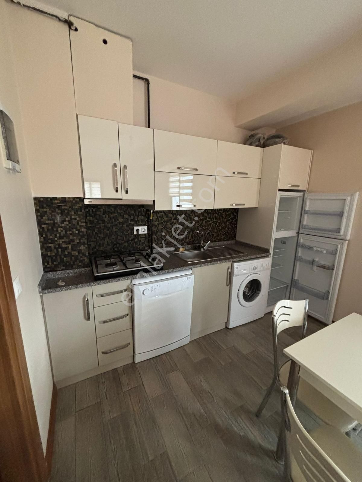 Kaan Emlaktan Paü Ye Yakın Lüks Apartlar - Görsel 20