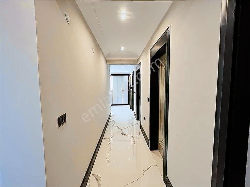 Yakut Mah.de Muhteşem Mimarisiyle 4,5+1 Daire - Görsel 32