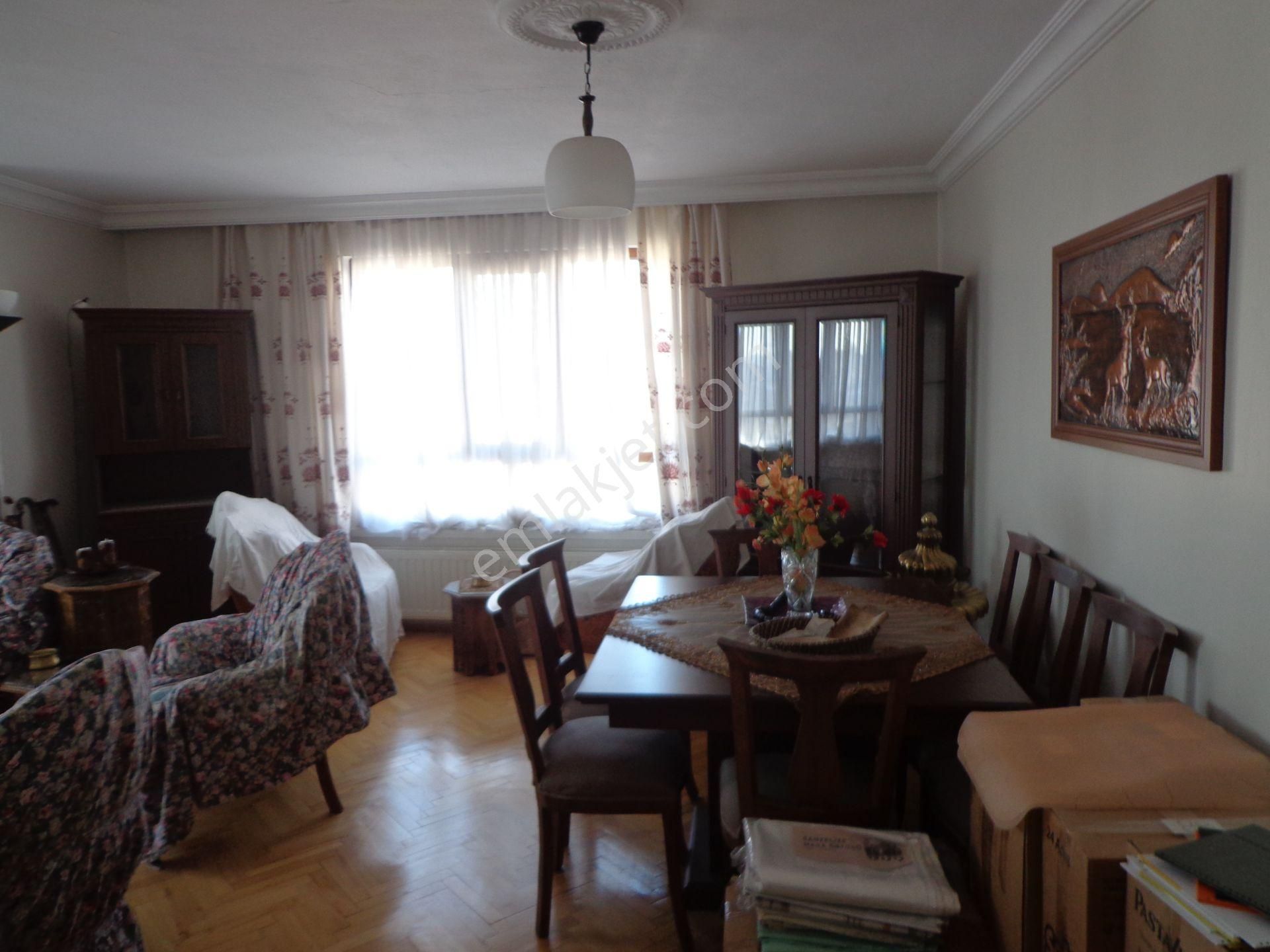 Huzur Salı Pazarına Yakın Pronomik Manzaralı - Görsel 6