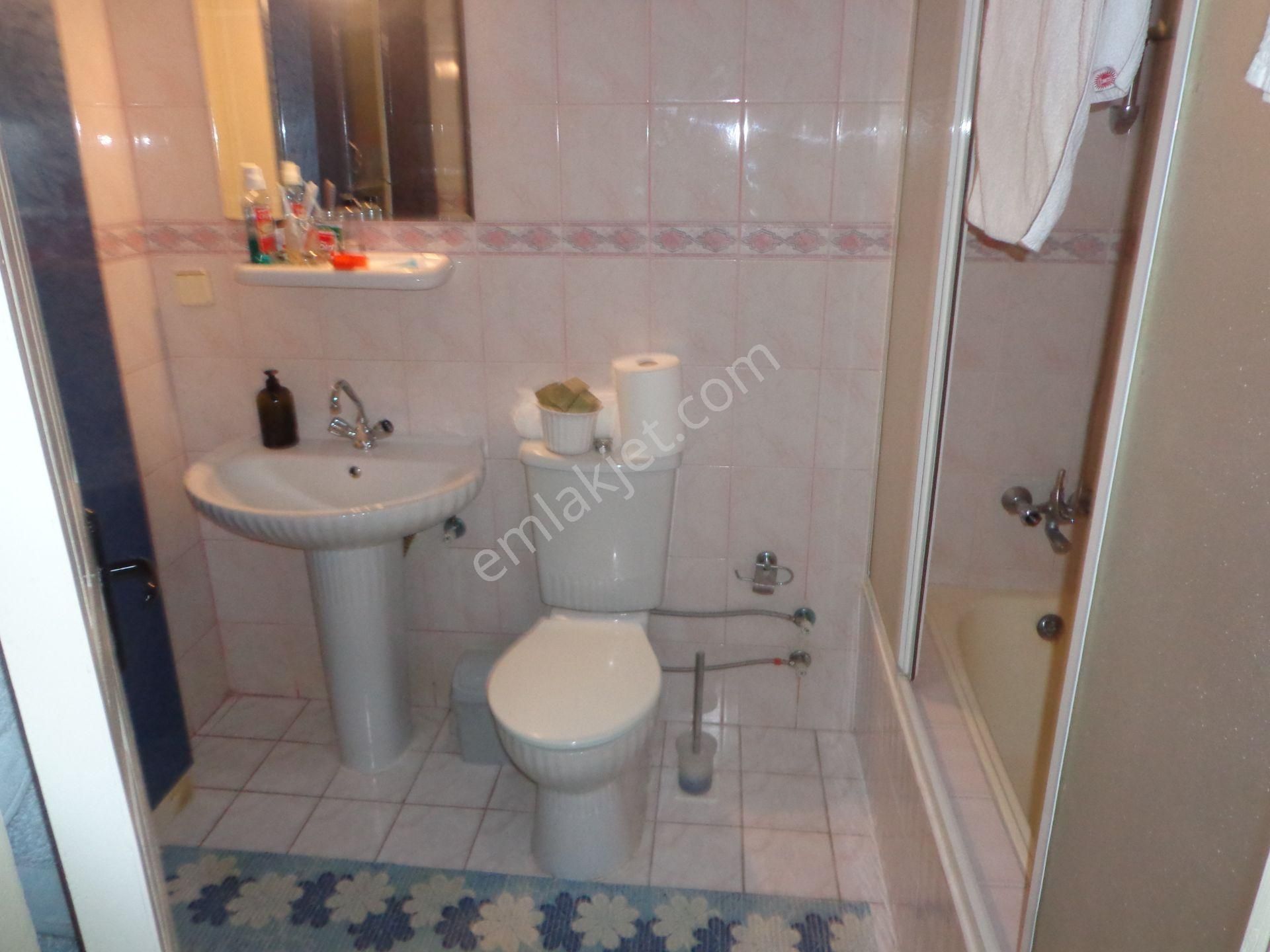 Huzur Salı Pazarına Yakın Pronomik Manzaralı - Görsel 32