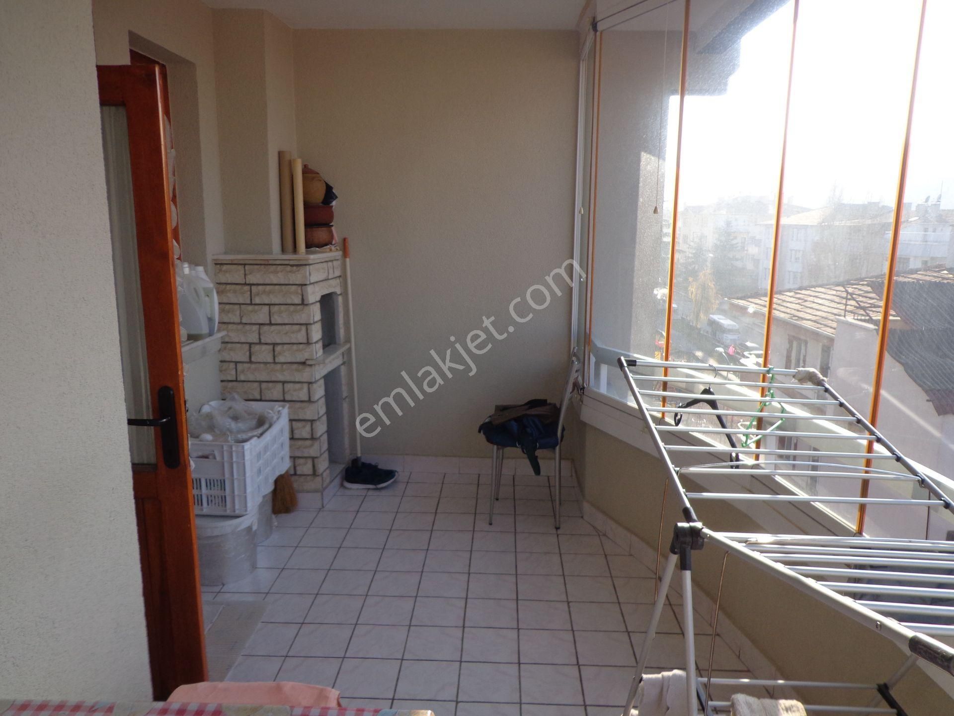 Huzur Salı Pazarına Yakın Pronomik Manzaralı - Görsel 15