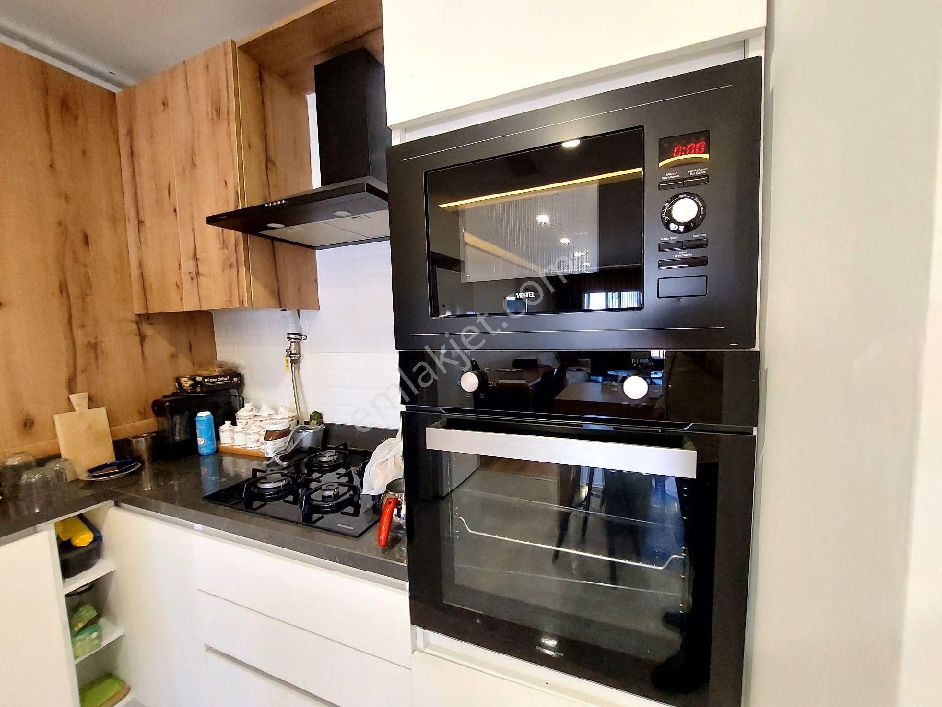 Kuşadası Değirmenderede Havuzlu Sitede Satılık 3+1 150 M2 Süper Arakat Daire - Görsel 13