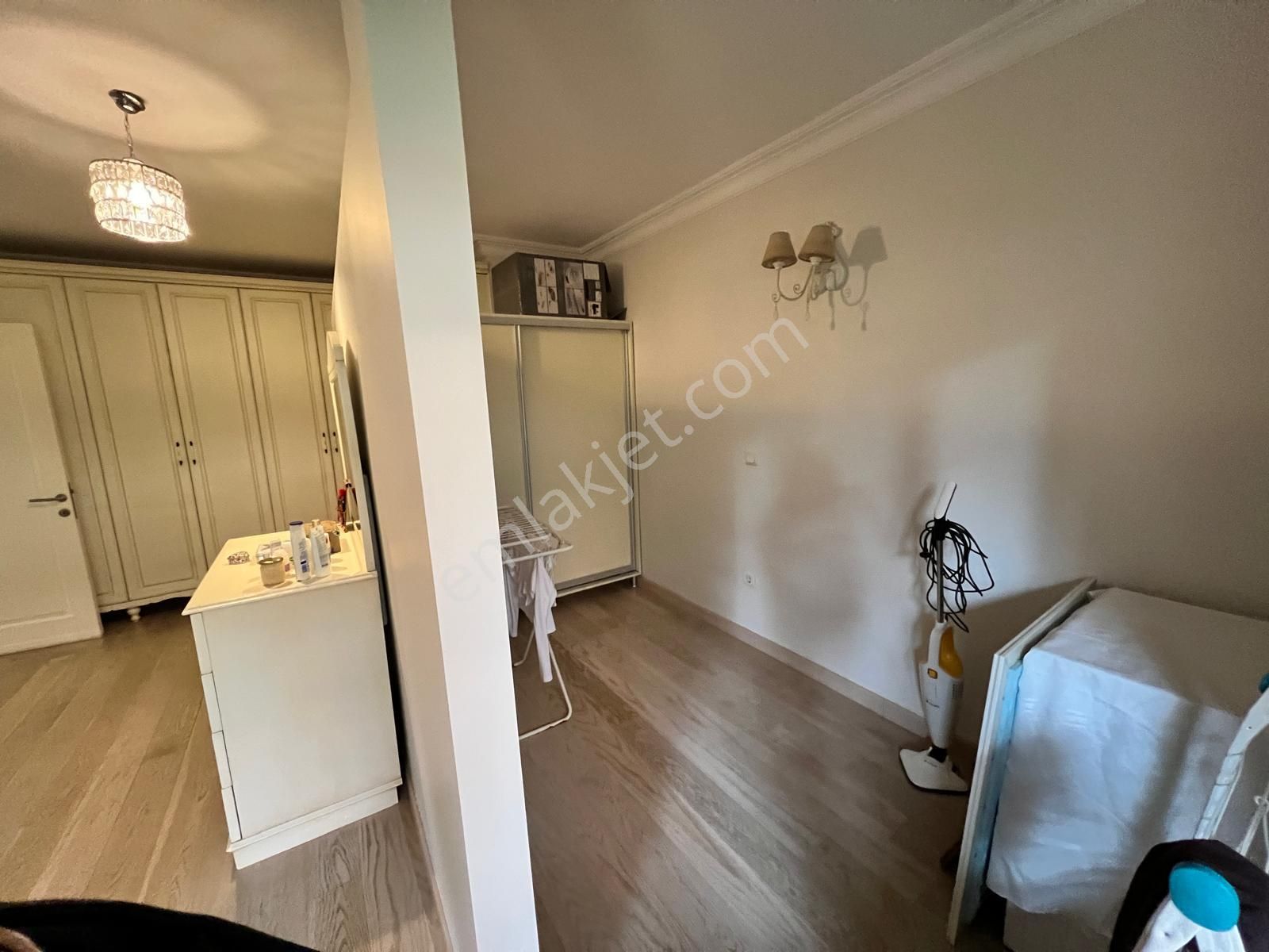 Remax Anı 'dan Boğaziçi Kandilli Evleri 'nde Satılık 2+1 Daire - Görsel 19