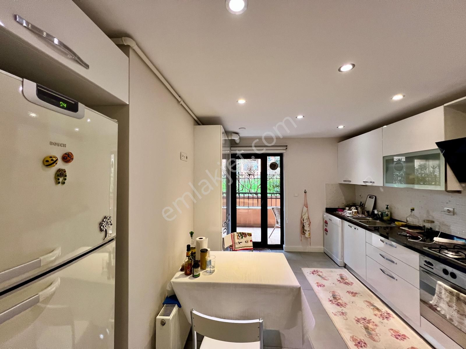 Remax Anı 'dan Boğaziçi Kandilli Evleri 'nde Satılık 2+1 Daire - Görsel 13