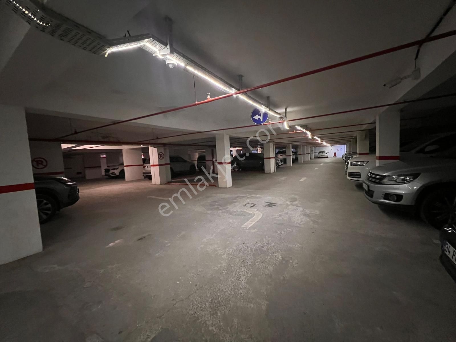 Remax Anı 'dan Boğaziçi Kandilli Evleri 'nde Satılık 2+1 Daire - Görsel 27