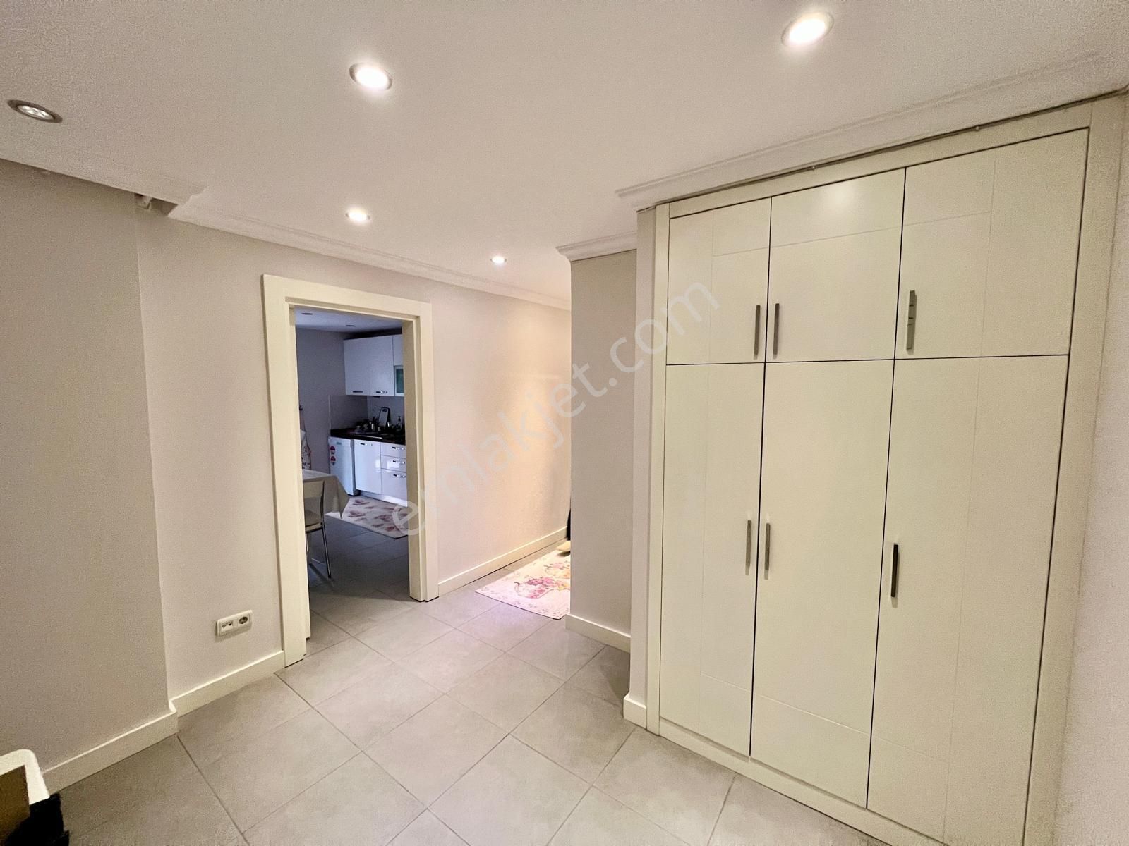 Remax Anı 'dan Boğaziçi Kandilli Evleri 'nde Satılık 2+1 Daire - Görsel 5
