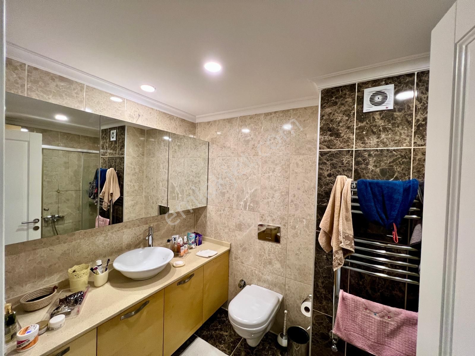 Remax Anı 'dan Boğaziçi Kandilli Evleri 'nde Satılık 2+1 Daire - Görsel 22