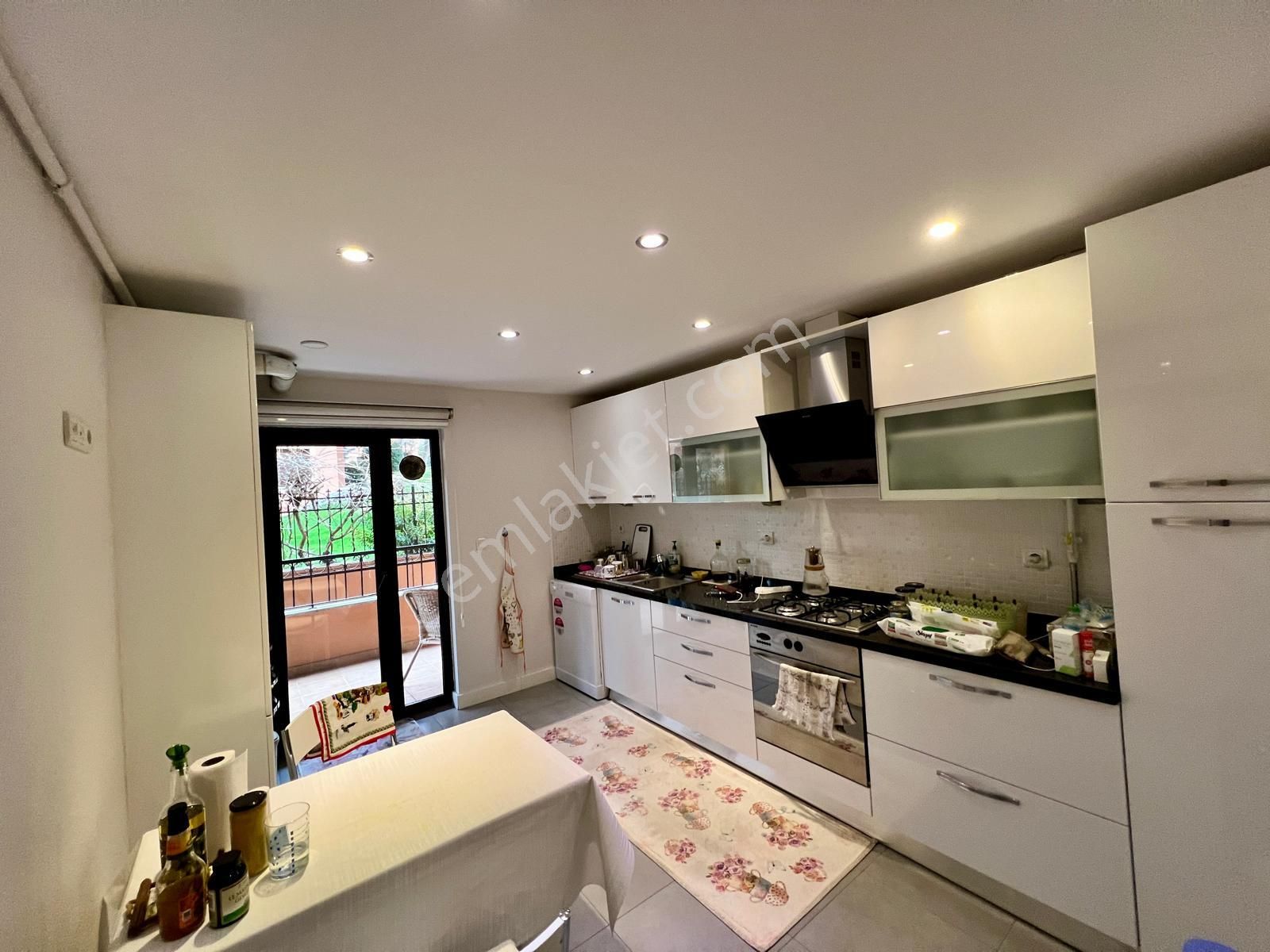 Remax Anı 'dan Boğaziçi Kandilli Evleri 'nde Satılık 2+1 Daire - Görsel 14