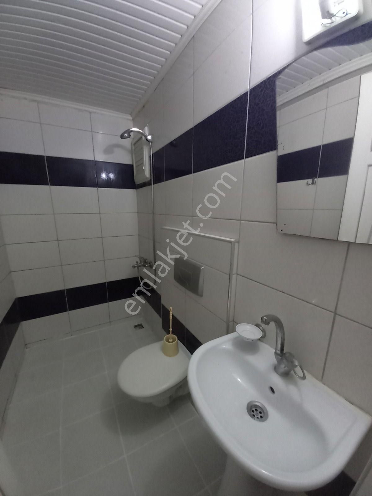 Kaan Emlaktan Asmalıevler De Üniversiteye Çok Yakın Arakat 1+1 Eşyalı Apart - Görsel 6